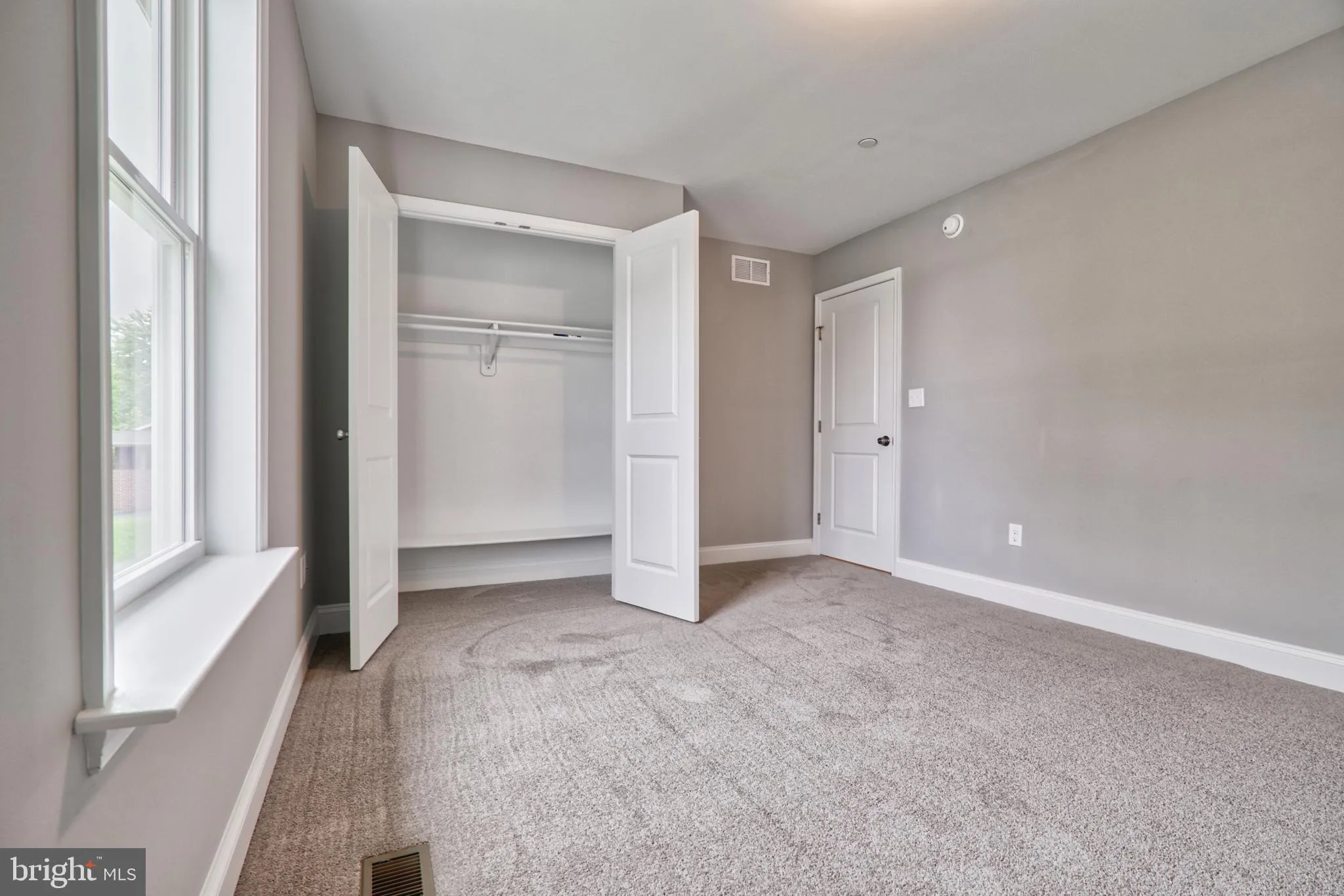 Baltimore, Maryland 21224, United States, 4 Bedrooms Bedrooms, ,3 BathroomsBathrooms,Residential,Coming Soon,194925