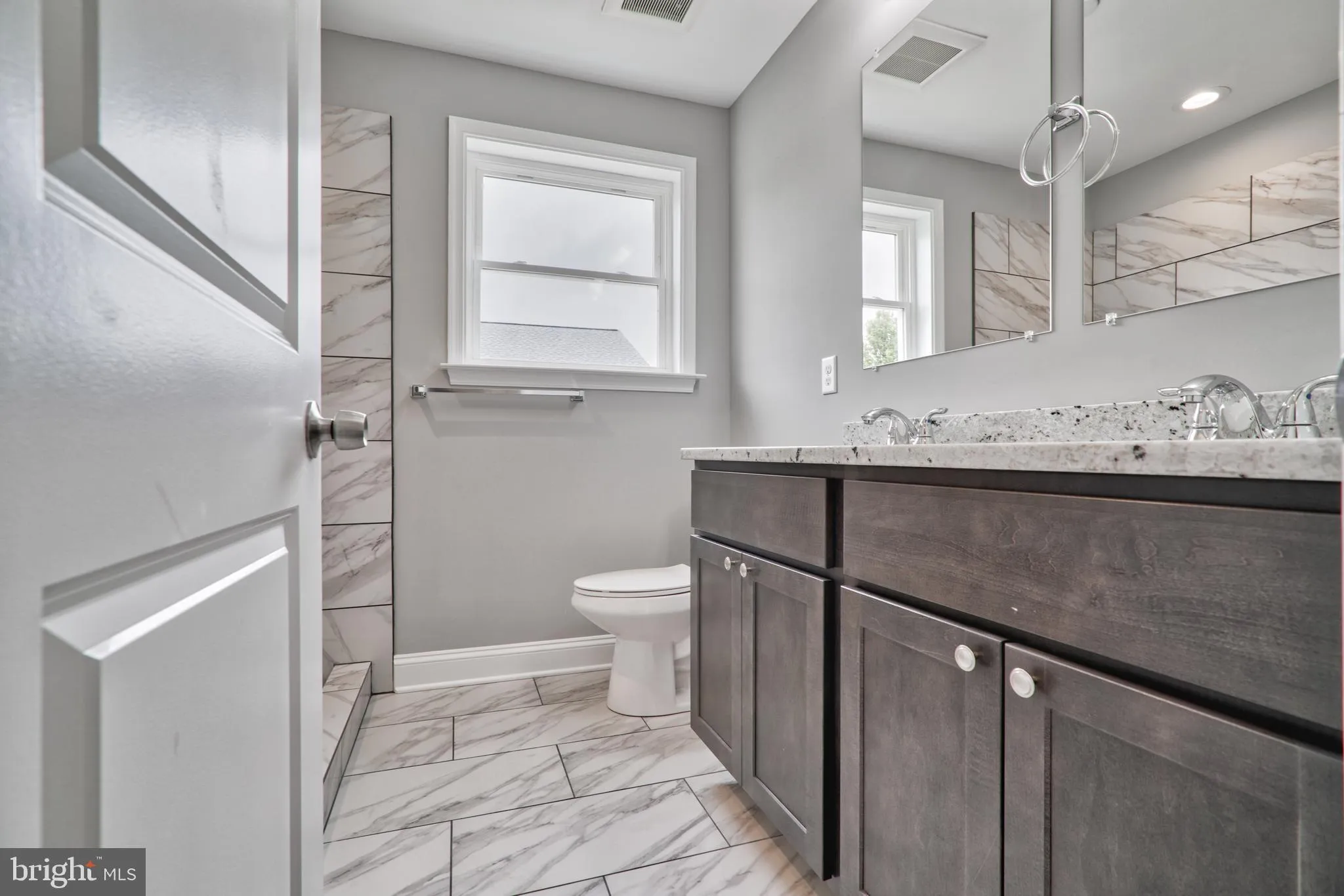 Baltimore, Maryland 21224, United States, 4 Bedrooms Bedrooms, ,3 BathroomsBathrooms,Residential,Coming Soon,194925