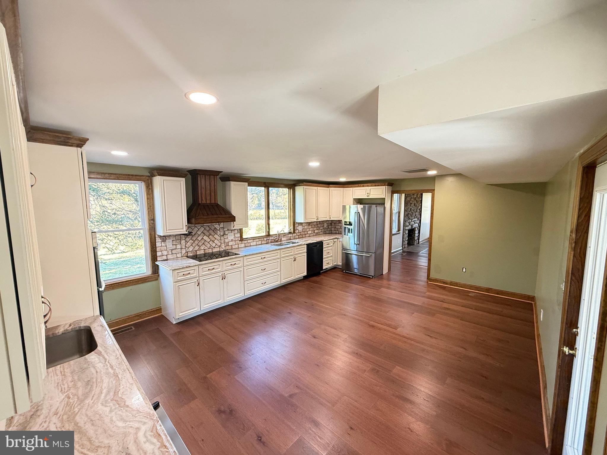 15371 SHEADS MOUNTAIN ROAD