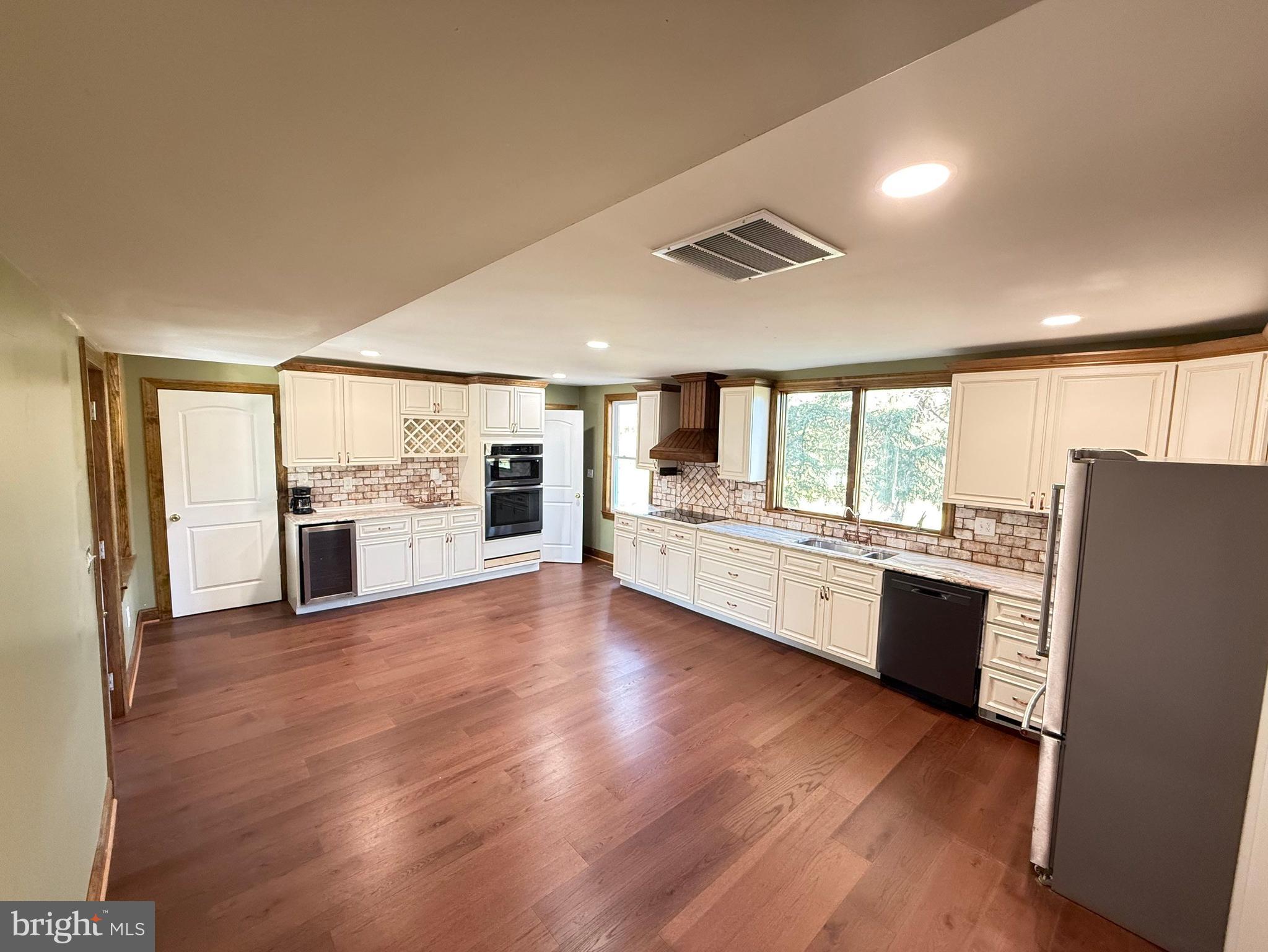 15371 SHEADS MOUNTAIN ROAD