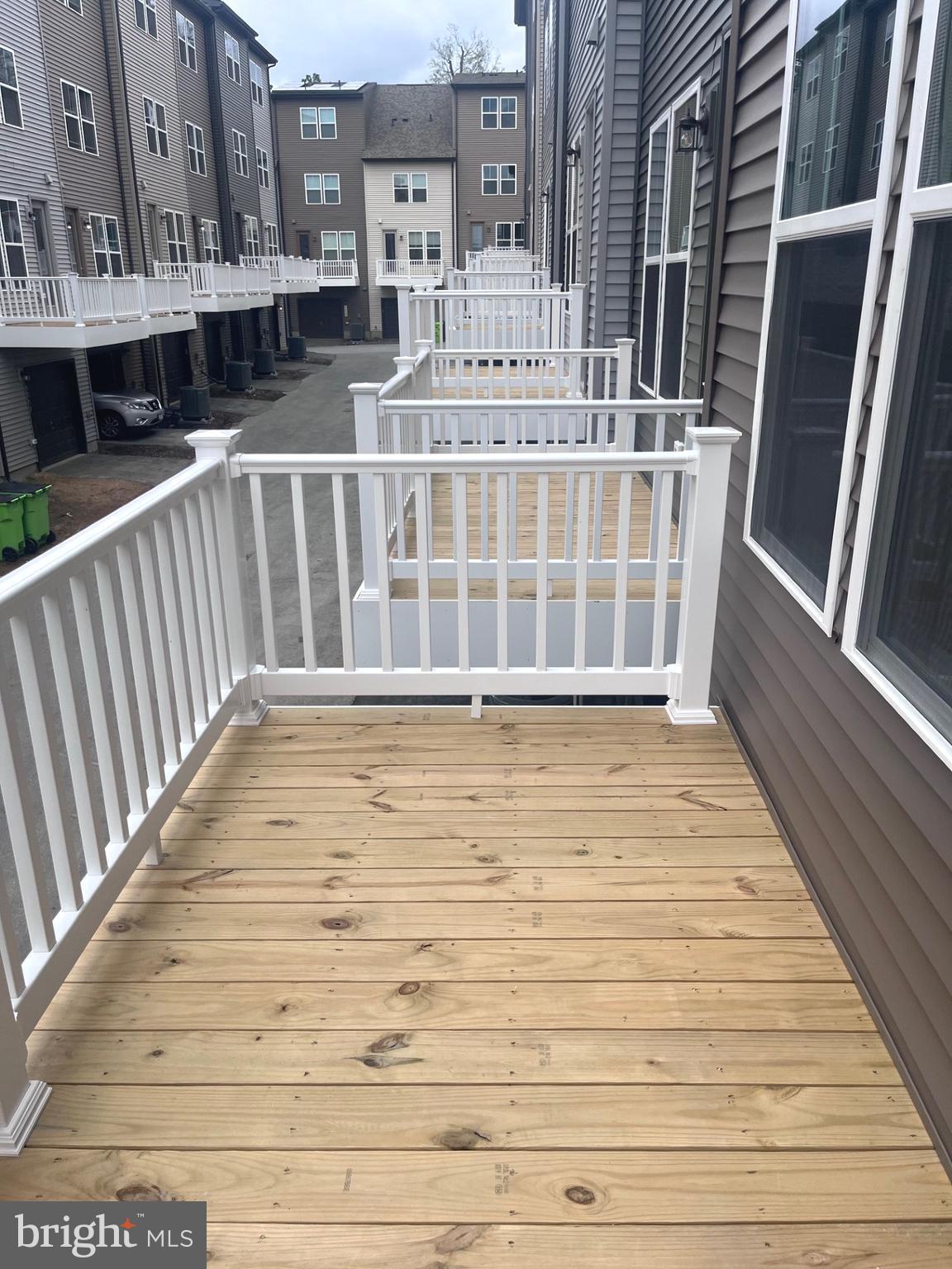 GATEWAY WEST - Residential Lease