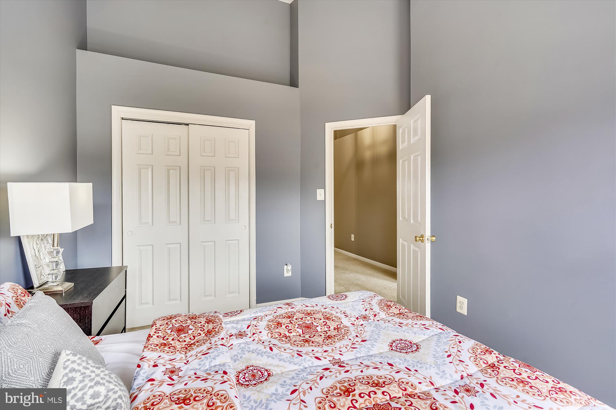 ISLAND CREEK - Residential