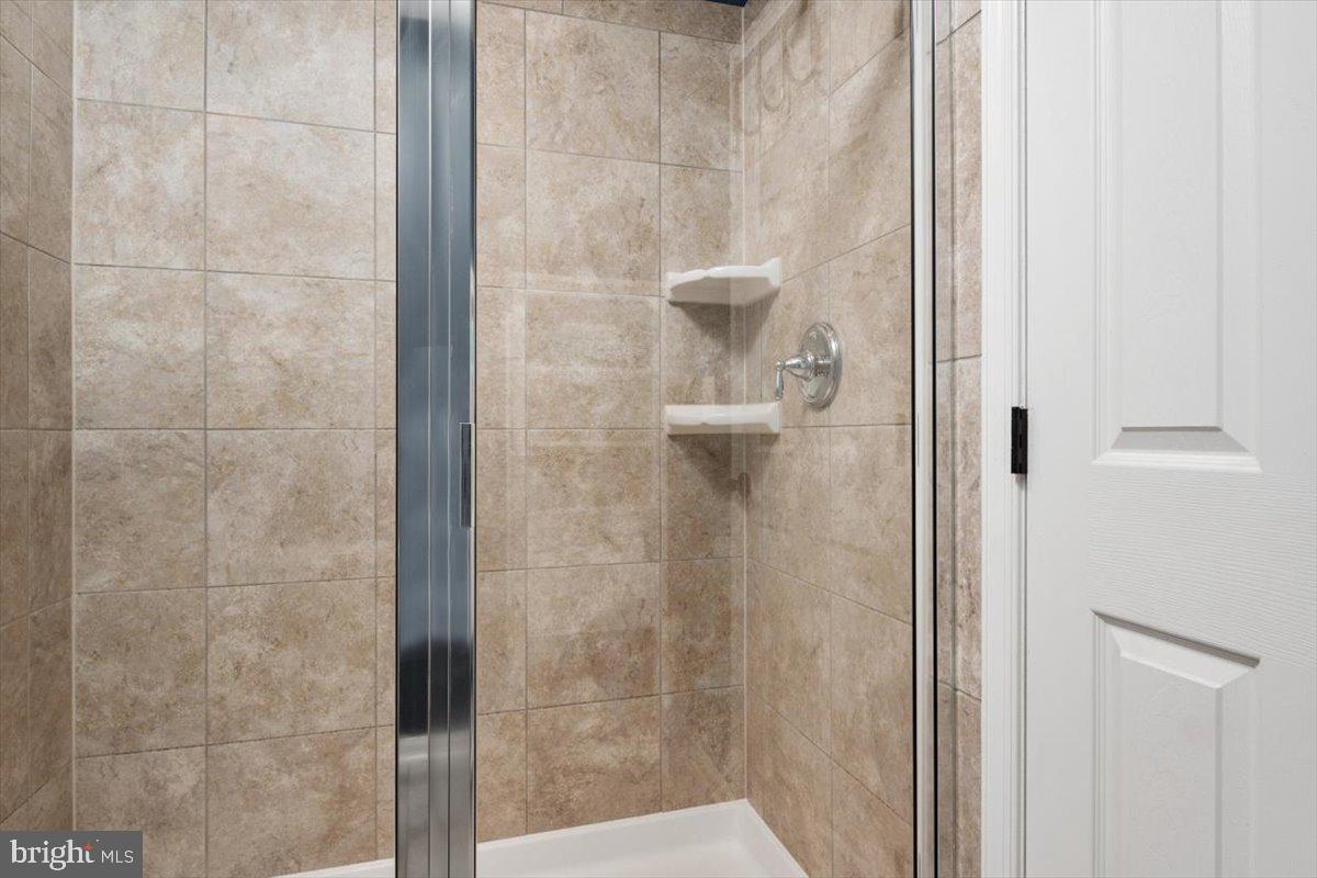 NORTH BROOK - Residential