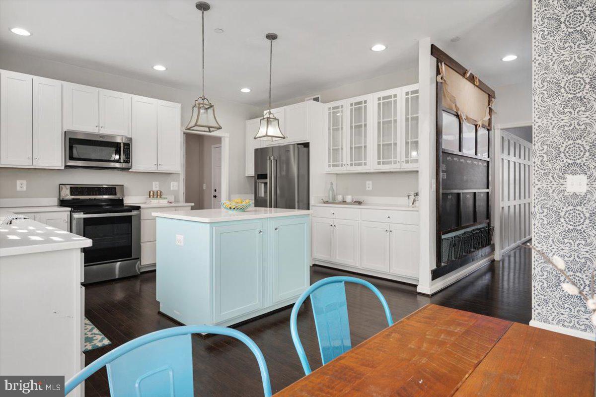 NORTH BROOK - Residential