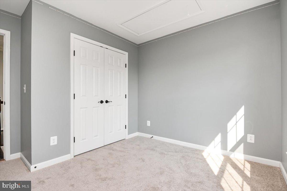 NORTH BROOK - Residential