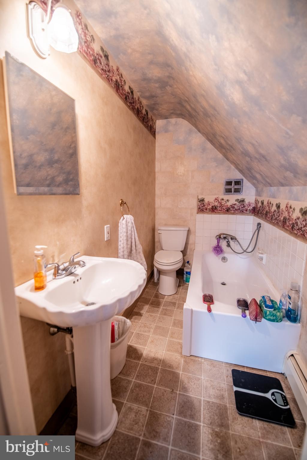 CHATHAM VIL - Residential