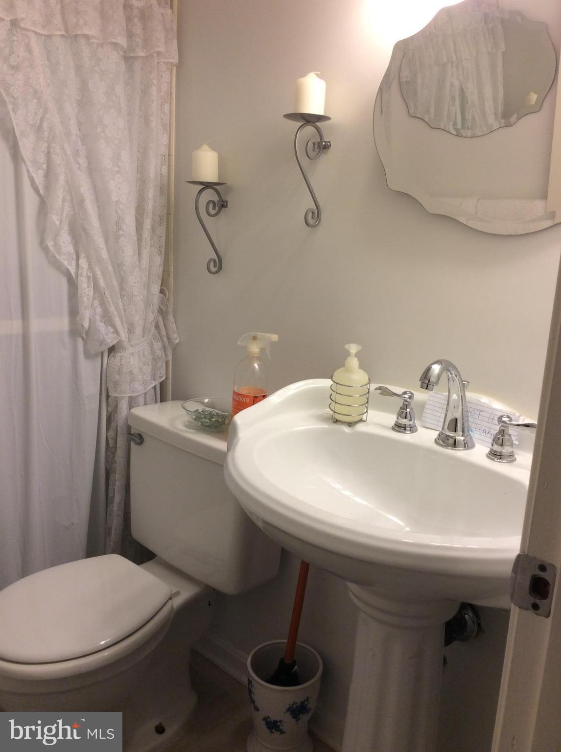 WILLOW HILLS- RESUB PARC - Residential