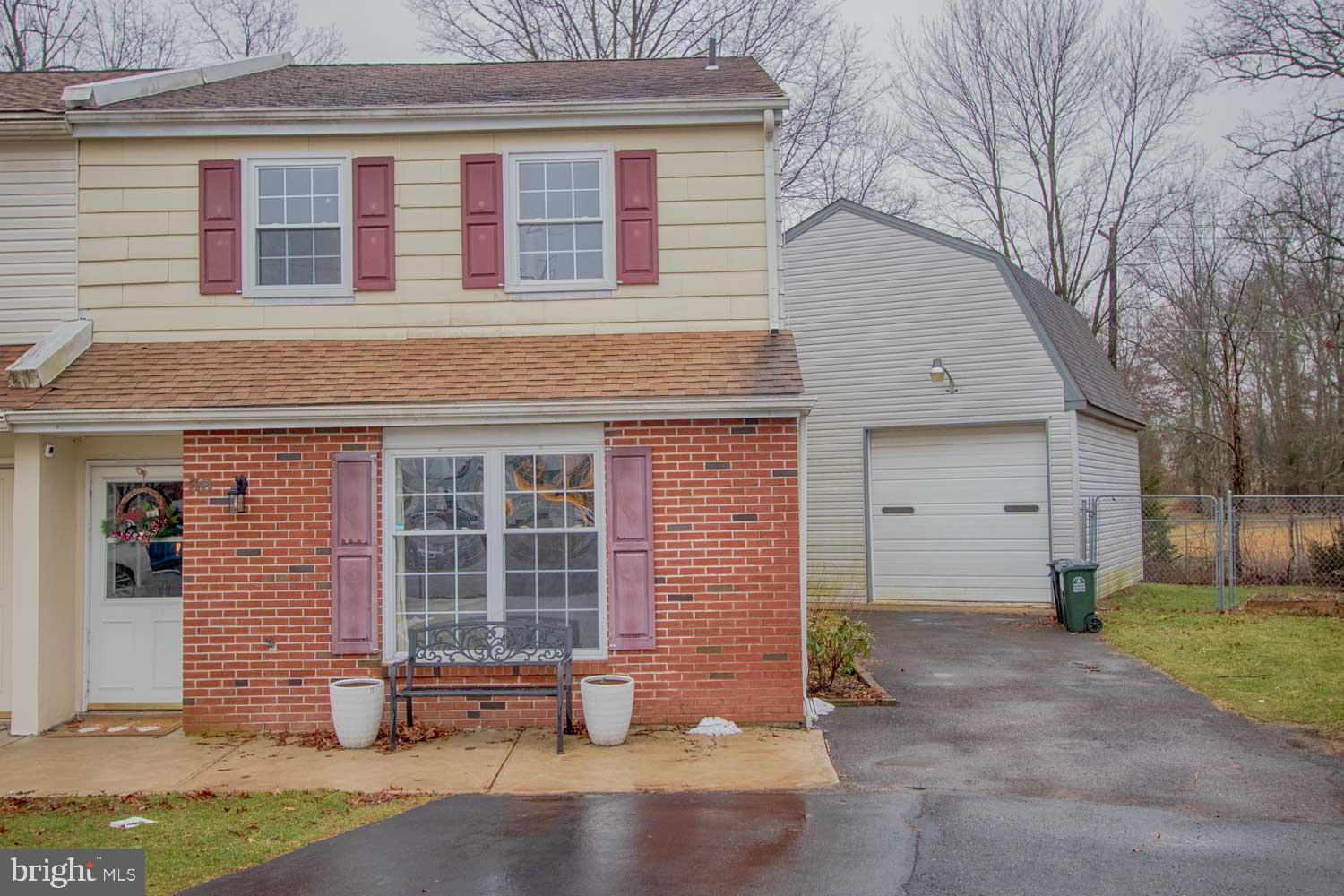 CEDAR GROVE ESTS - Residential