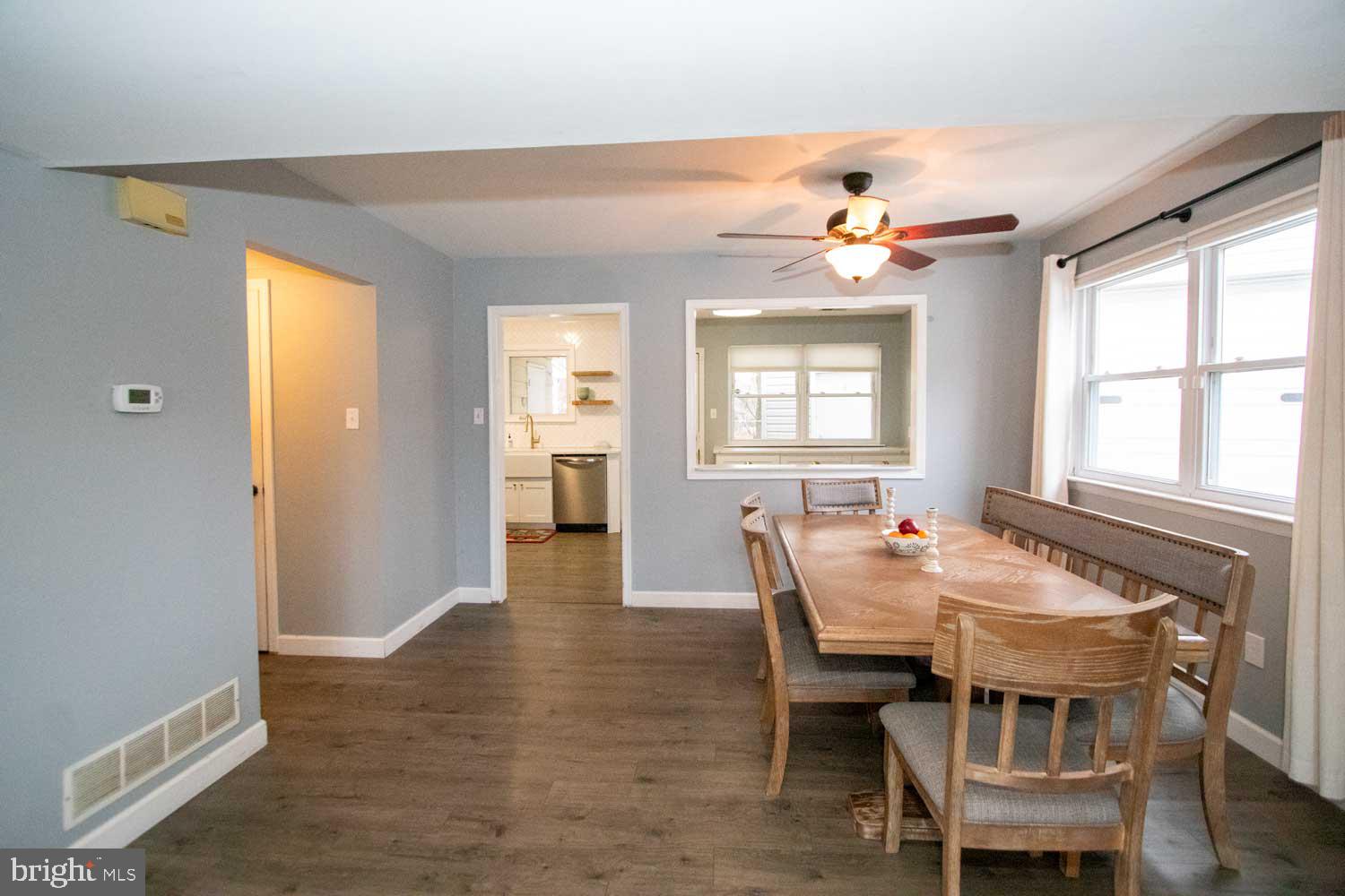 CEDAR GROVE ESTS - Residential