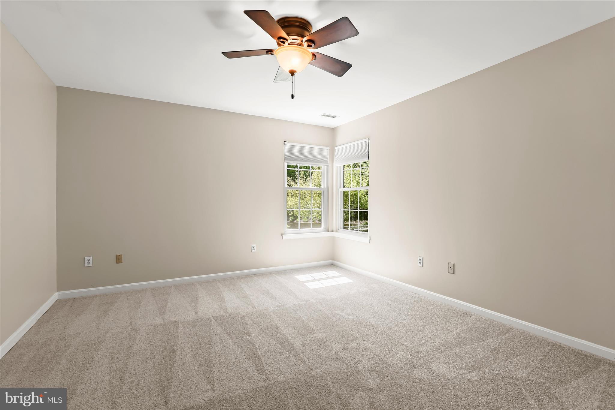 EVANS MEADOW - Residential
