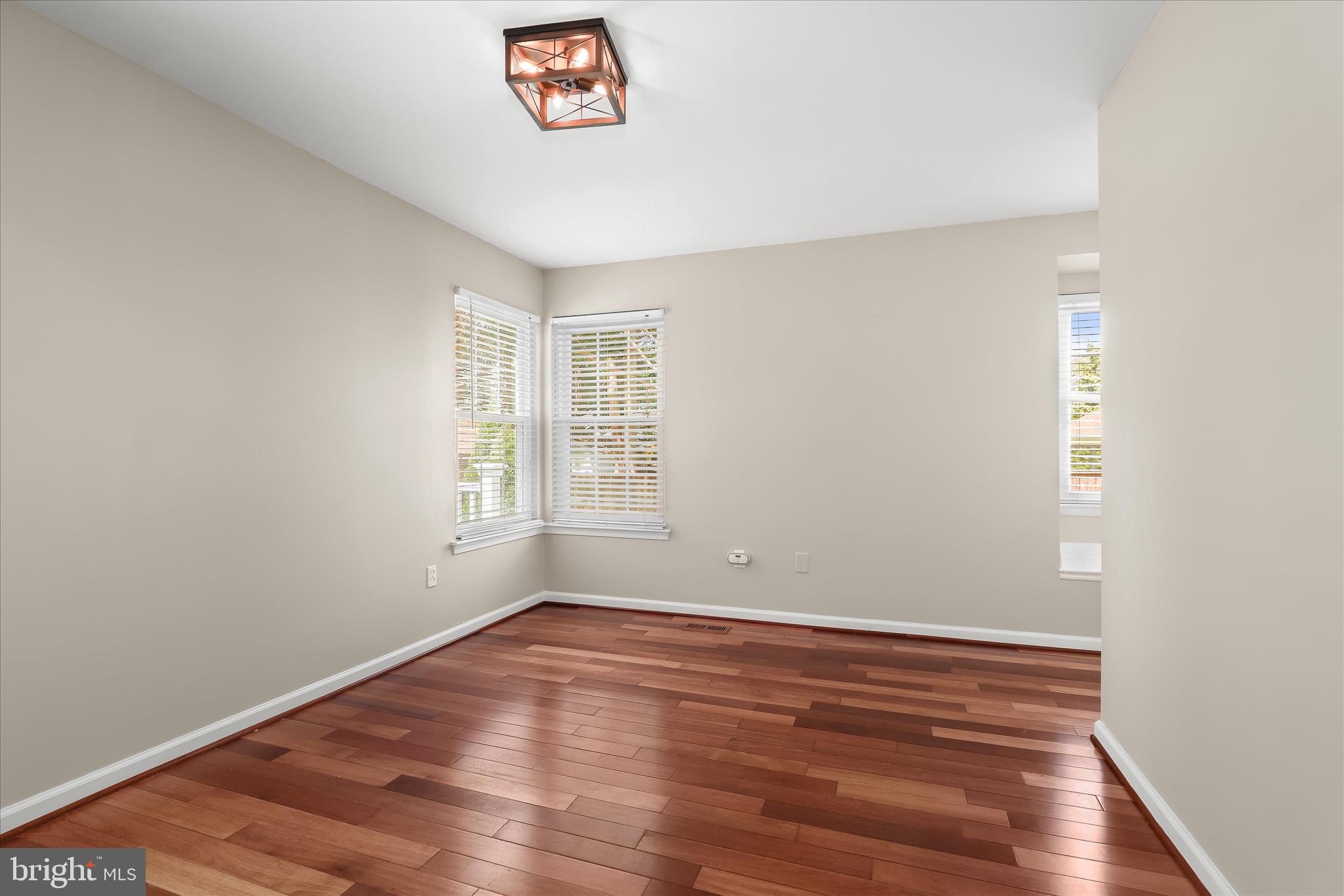 EVANS MEADOW - Residential