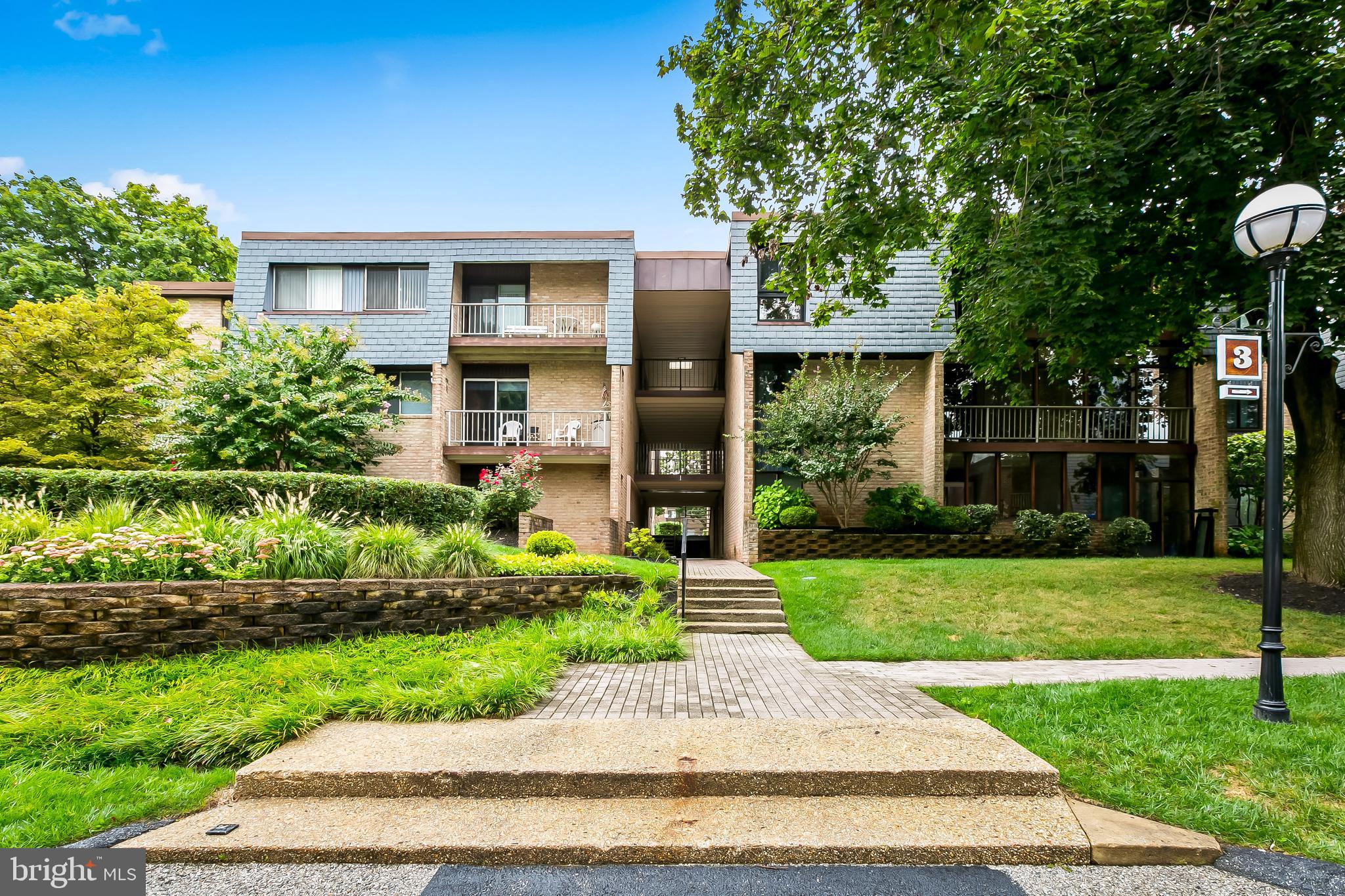 STEVENSON VILLAGE CONDO - Residential