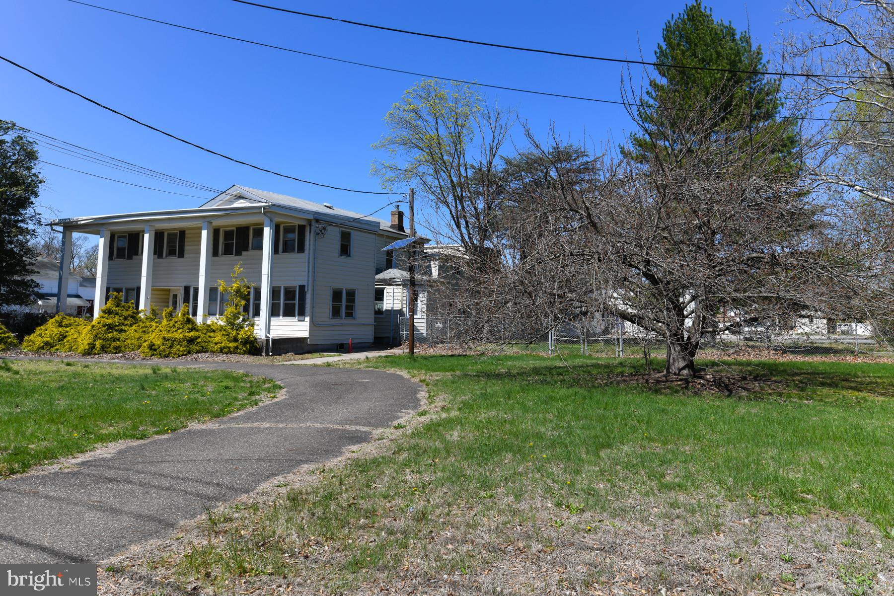 121 W CHURCH STREET