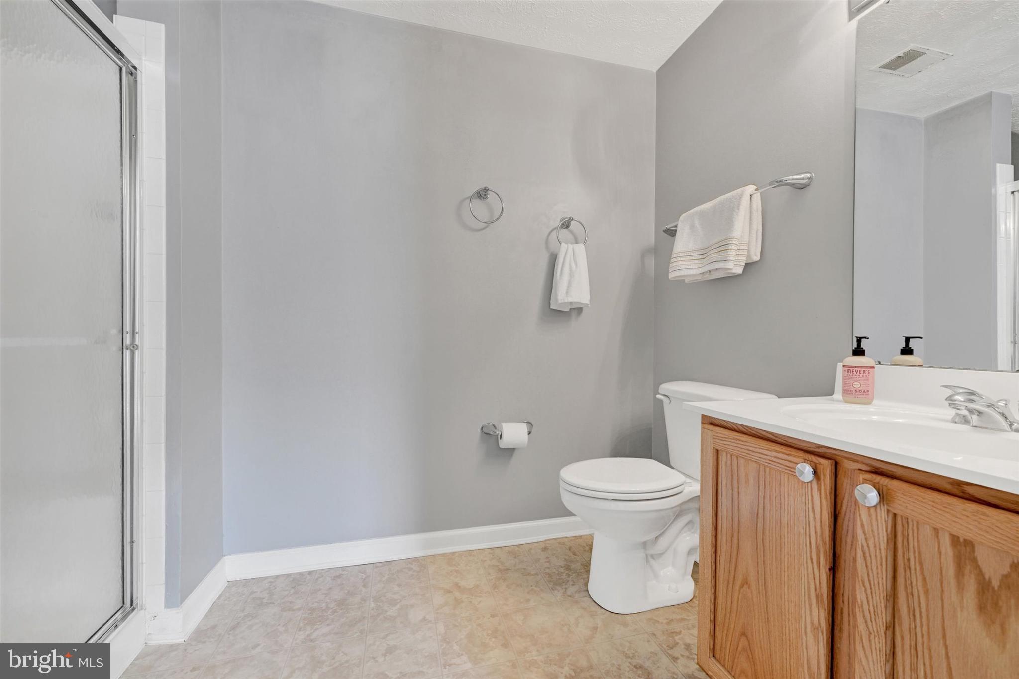 SILVER LAKE - Residential