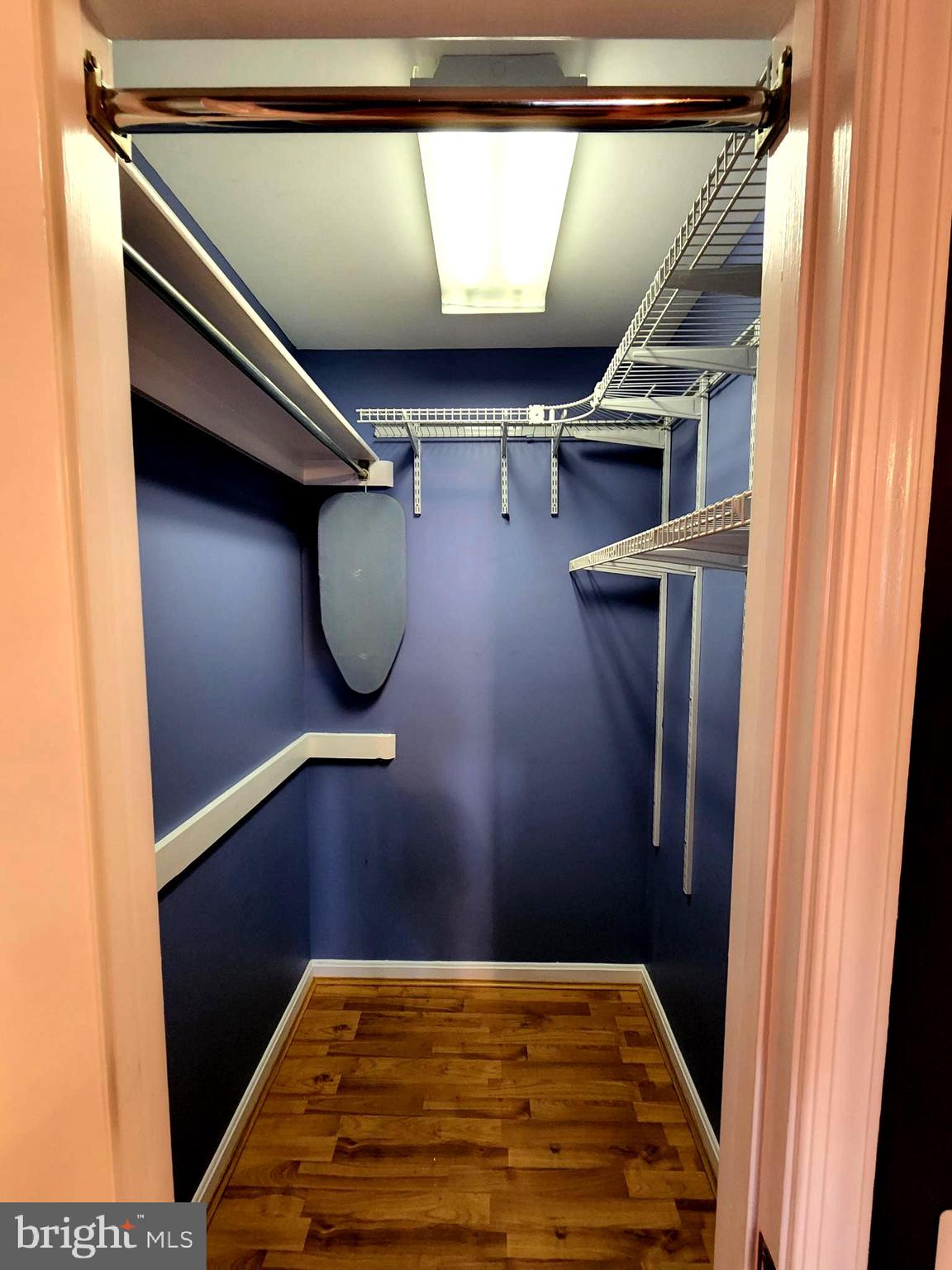 BULL RUN CONDO - Residential