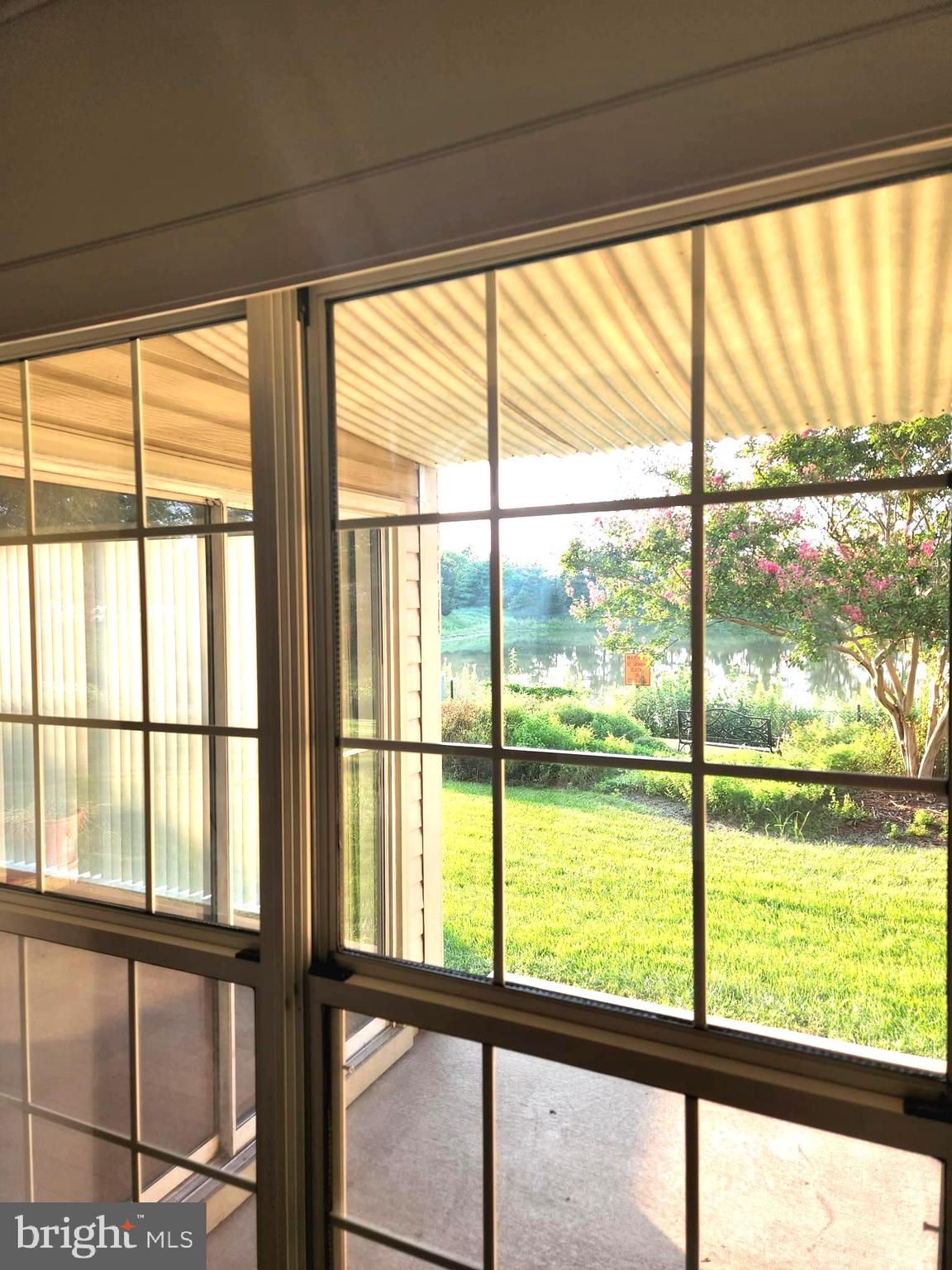 BULL RUN CONDO - Residential