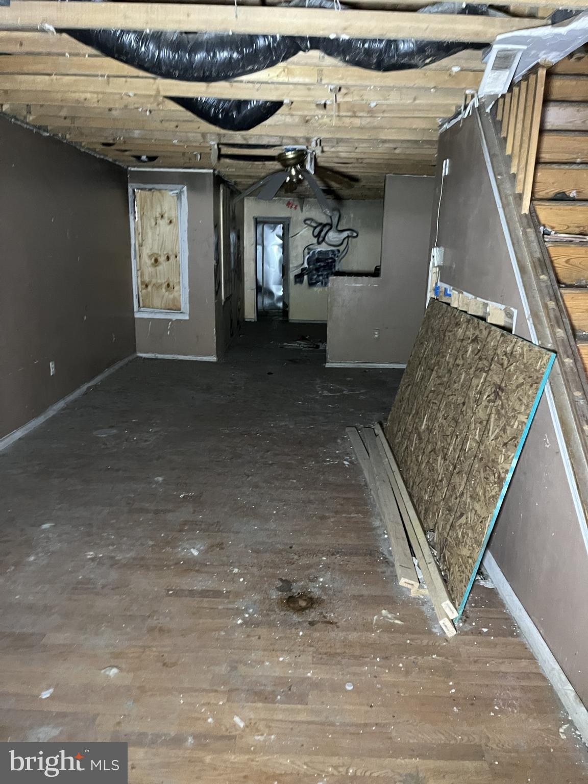 KENSINGTON - Residential