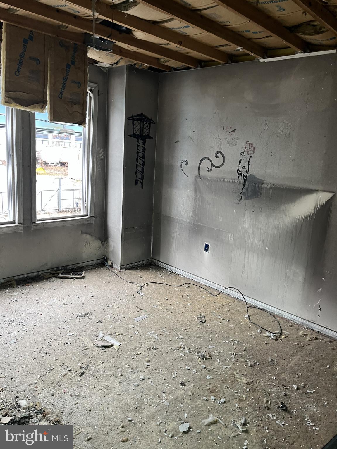 KENSINGTON - Residential