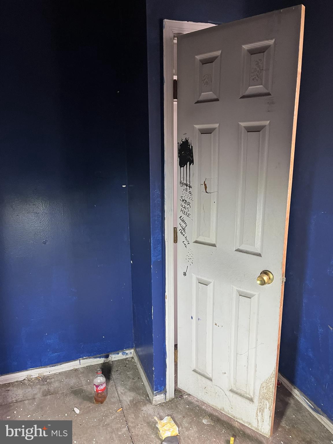 KENSINGTON - Residential