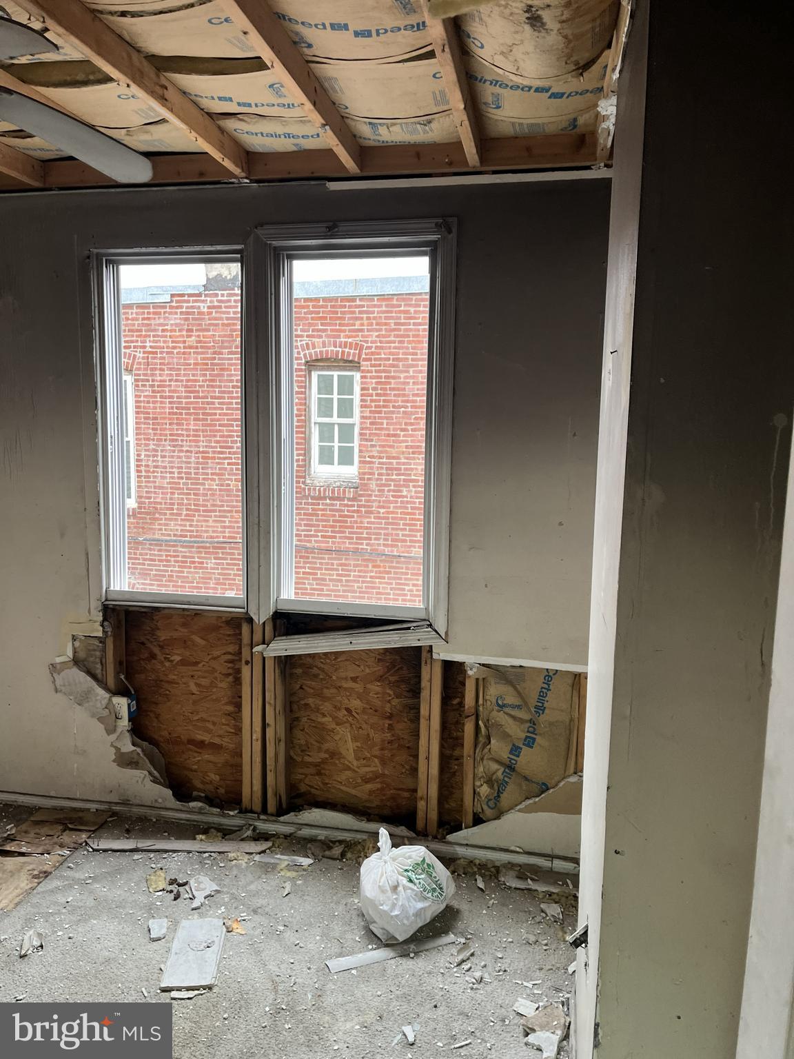 KENSINGTON - Residential