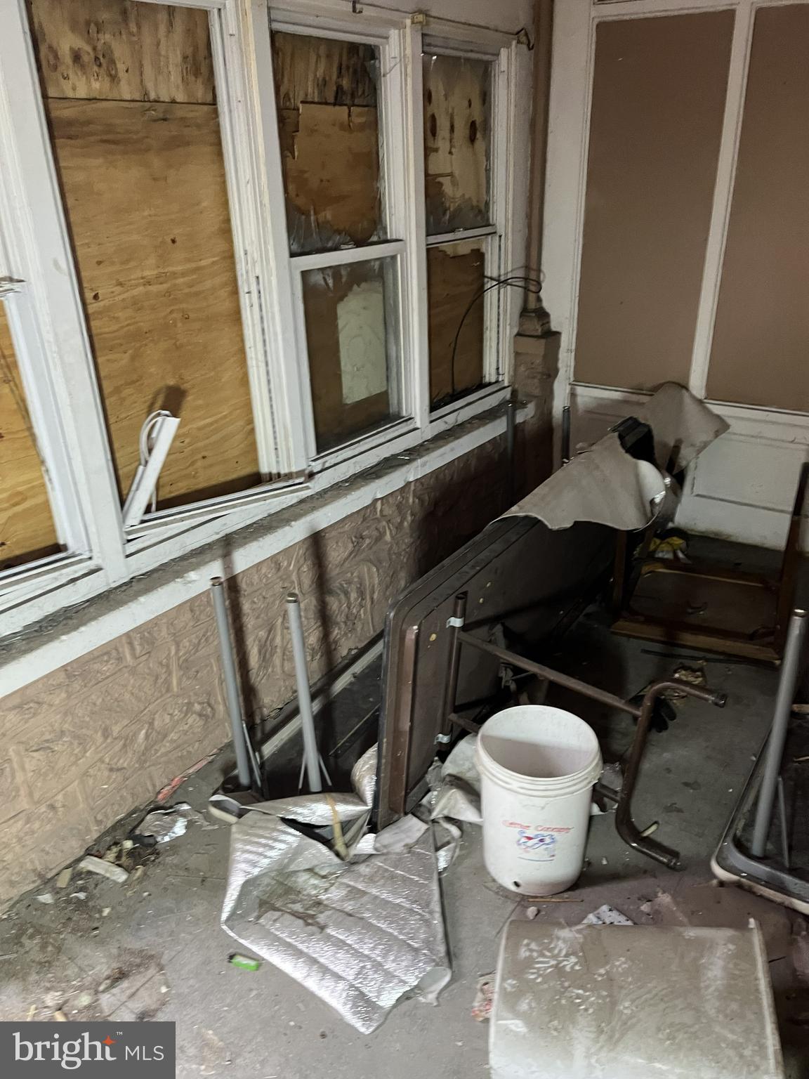 KENSINGTON - Residential