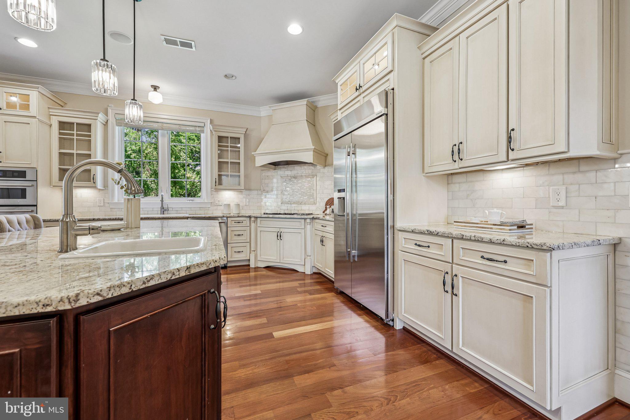 HAMEL HILL - Residential