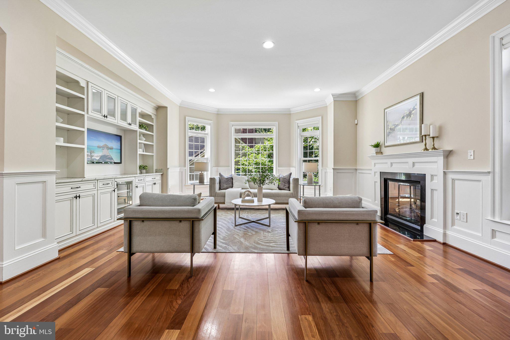 HAMEL HILL - Residential
