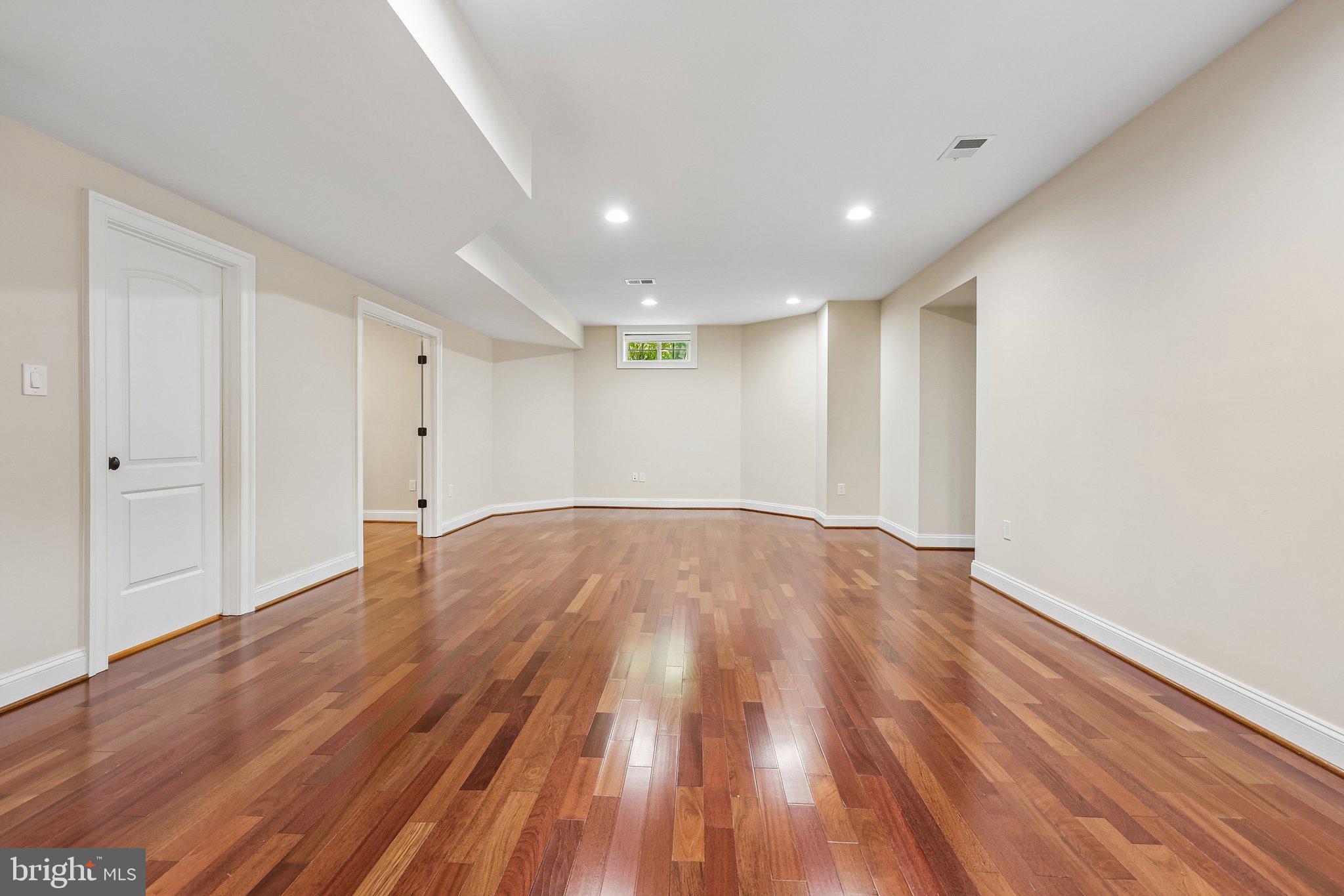 HAMEL HILL - Residential