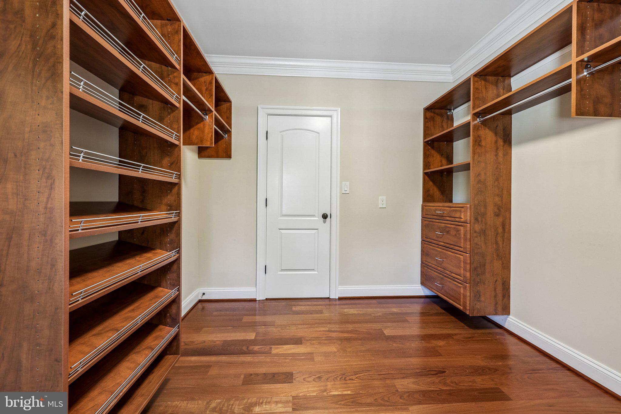 HAMEL HILL - Residential