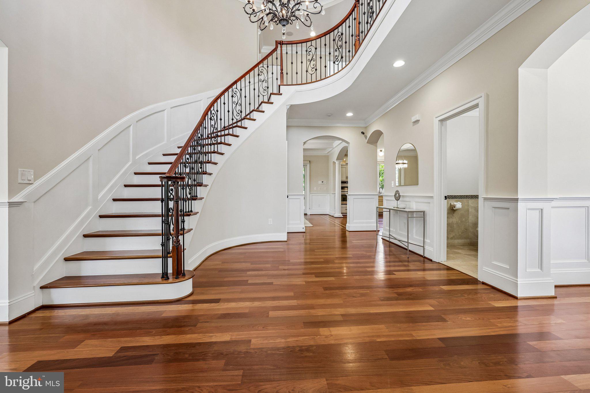 HAMEL HILL - Residential