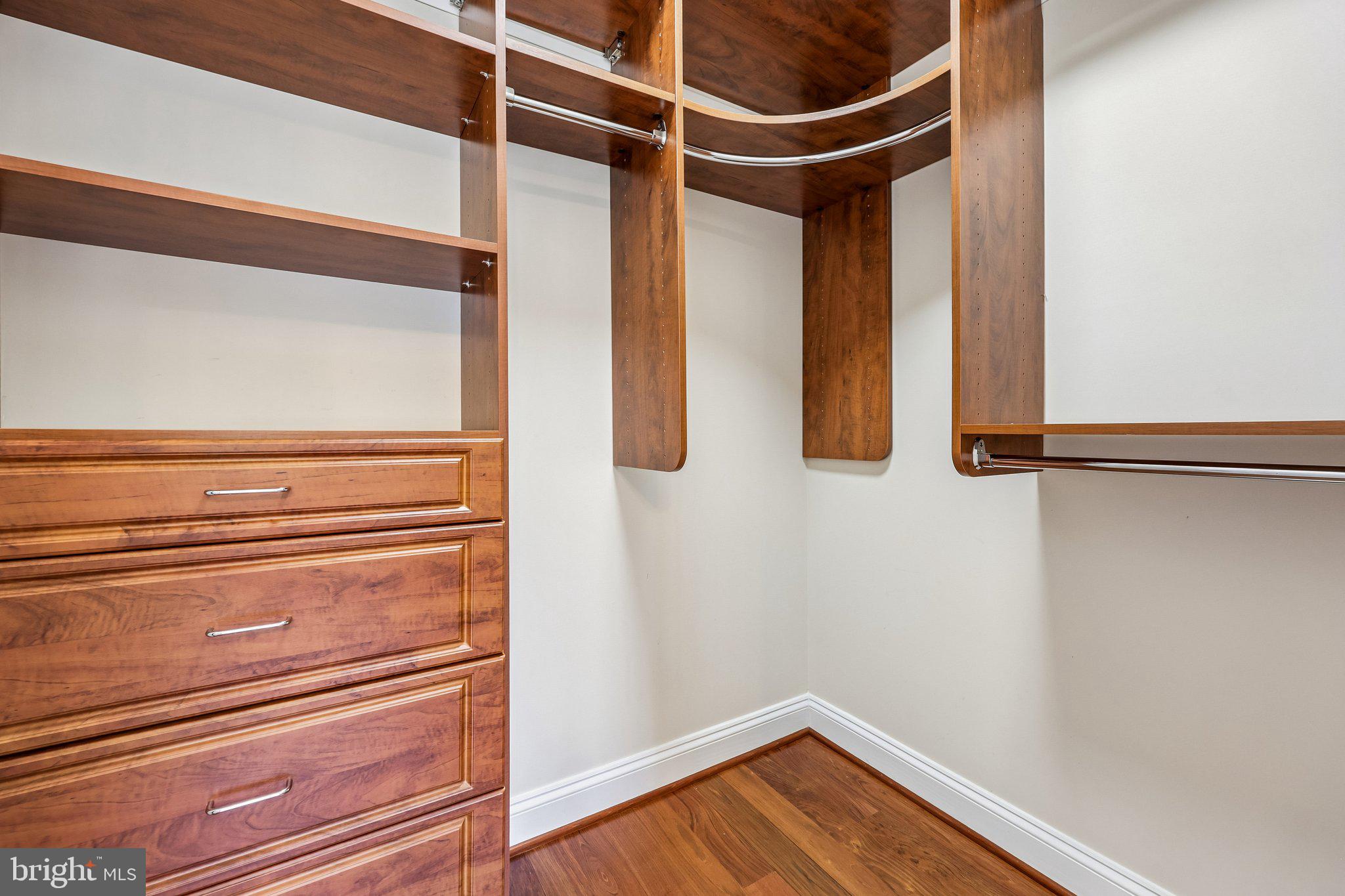 HAMEL HILL - Residential