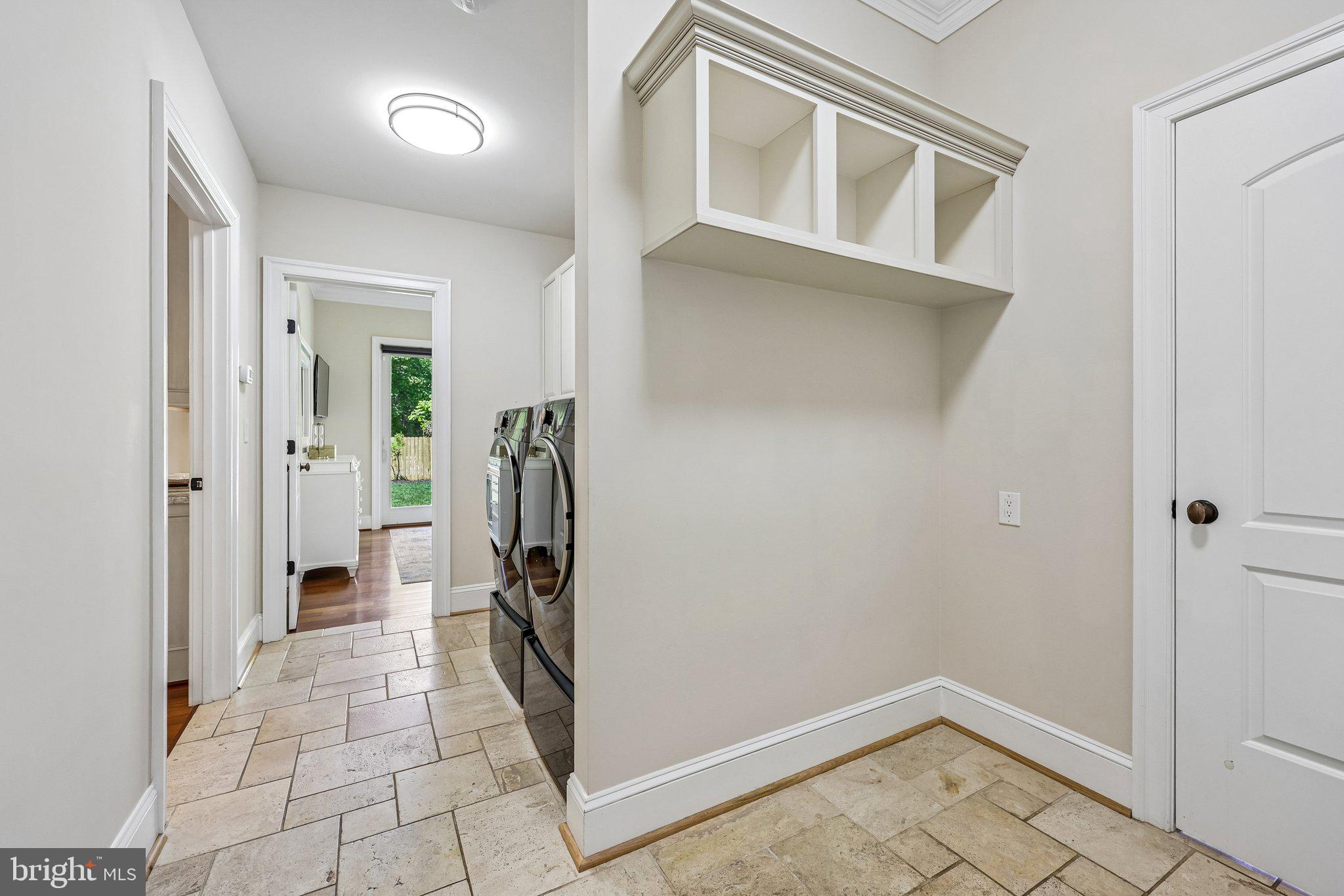 HAMEL HILL - Residential
