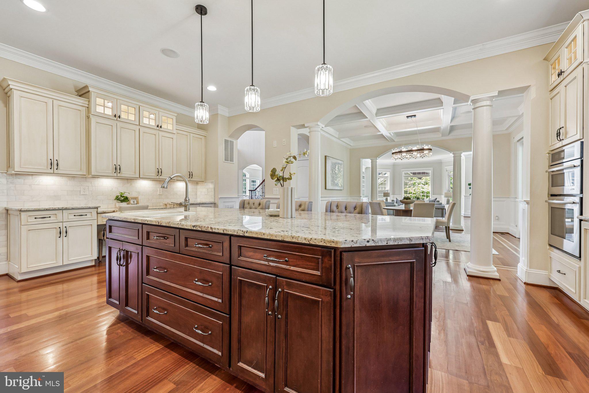 HAMEL HILL - Residential