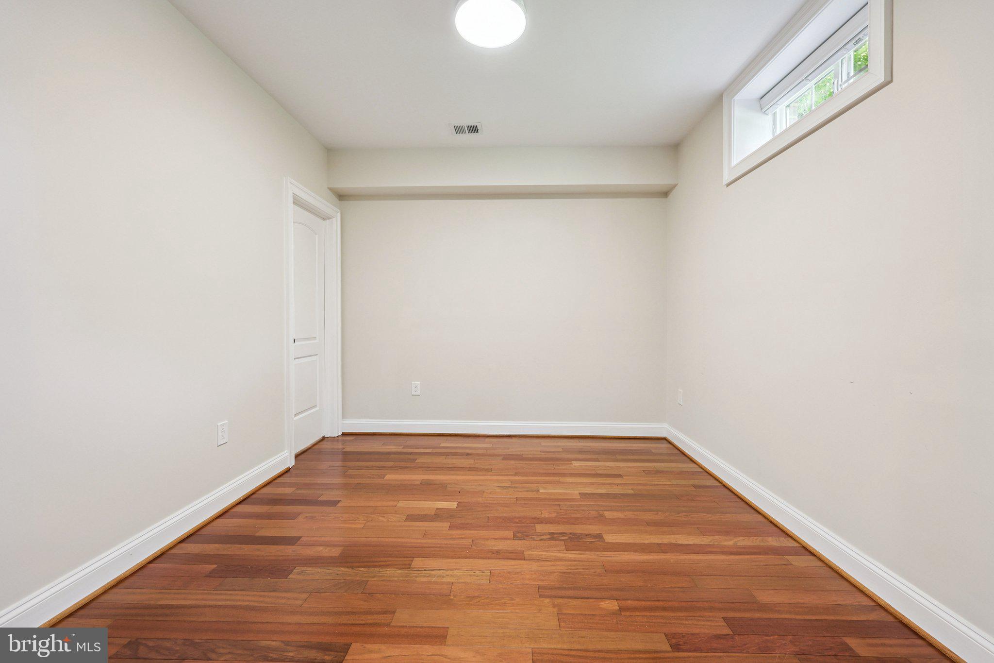 HAMEL HILL - Residential