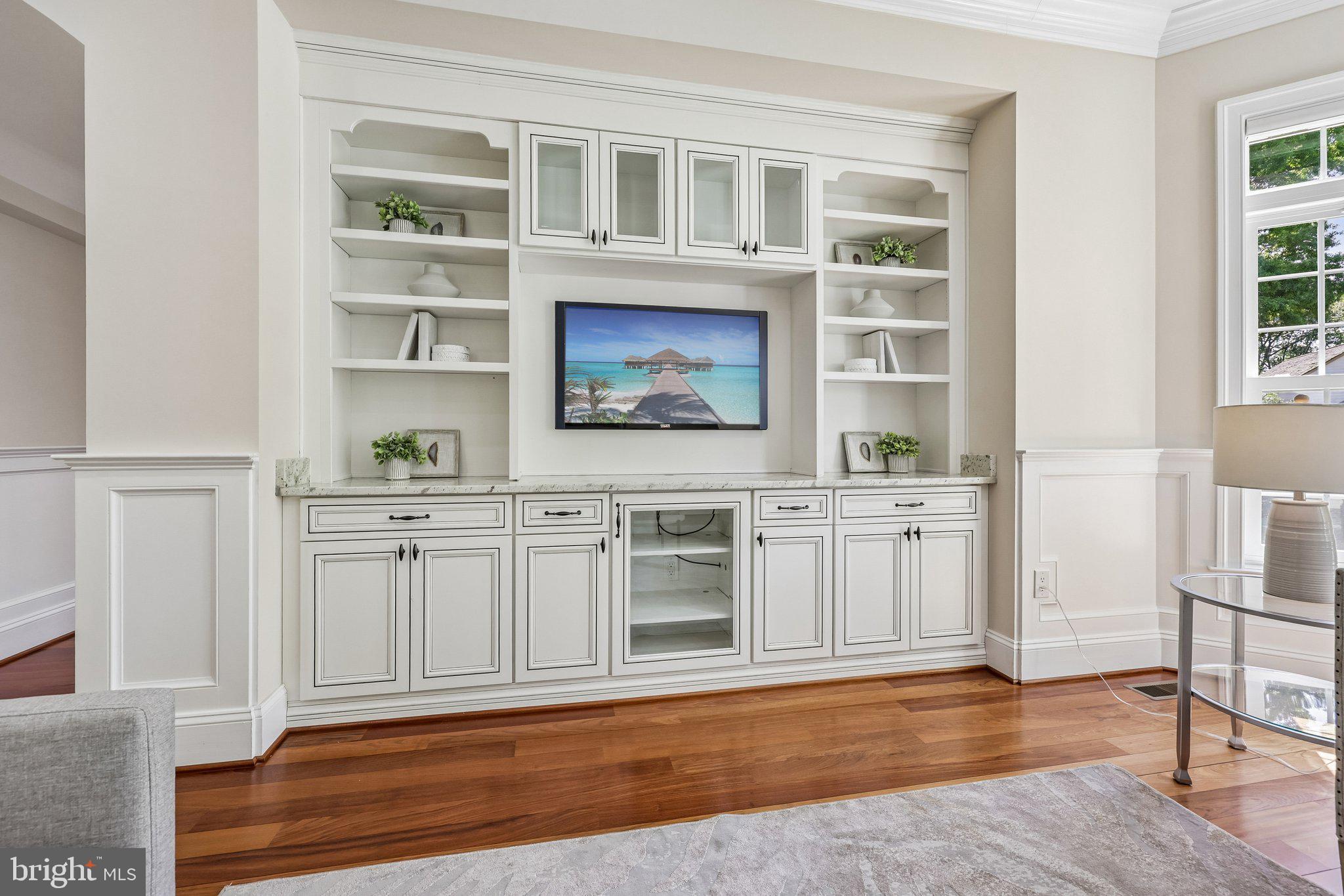 HAMEL HILL - Residential
