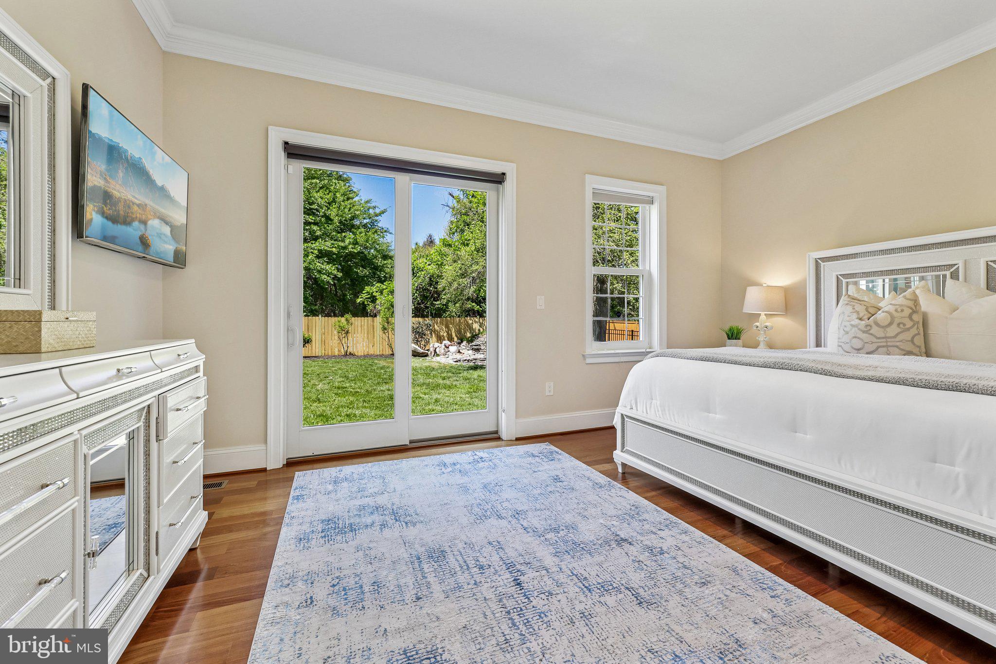 HAMEL HILL - Residential
