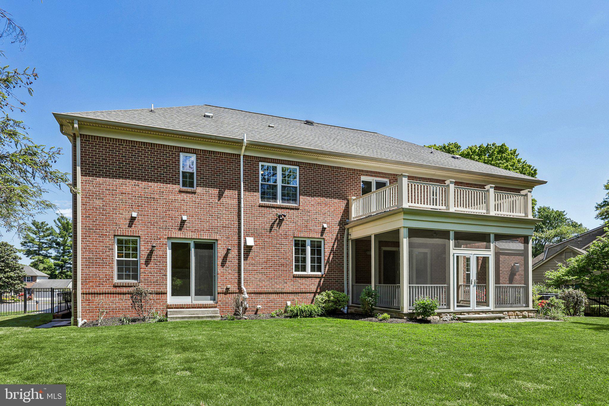 HAMEL HILL - Residential