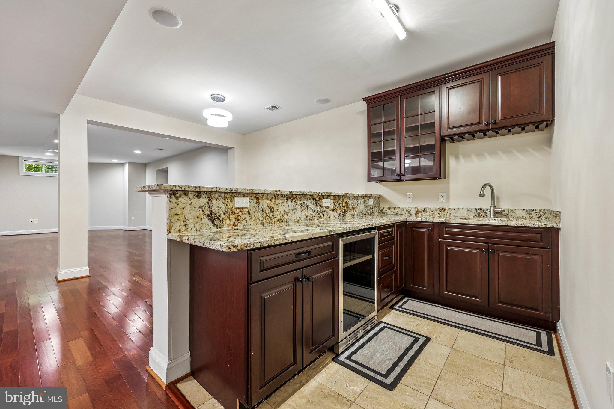 HAMEL HILL - Residential