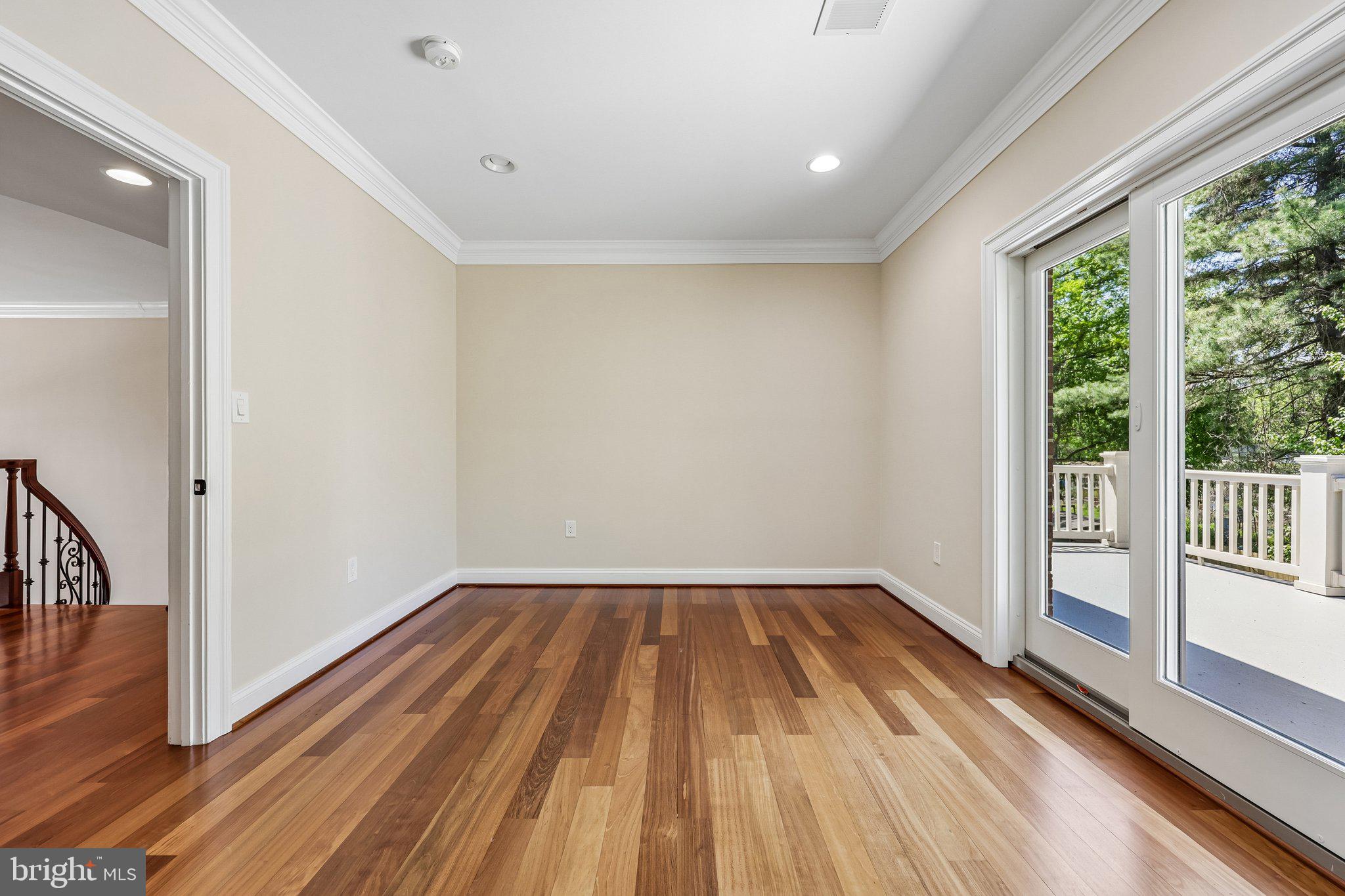 HAMEL HILL - Residential