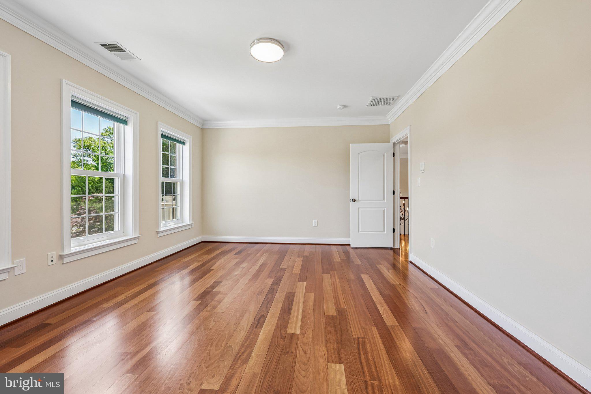 HAMEL HILL - Residential