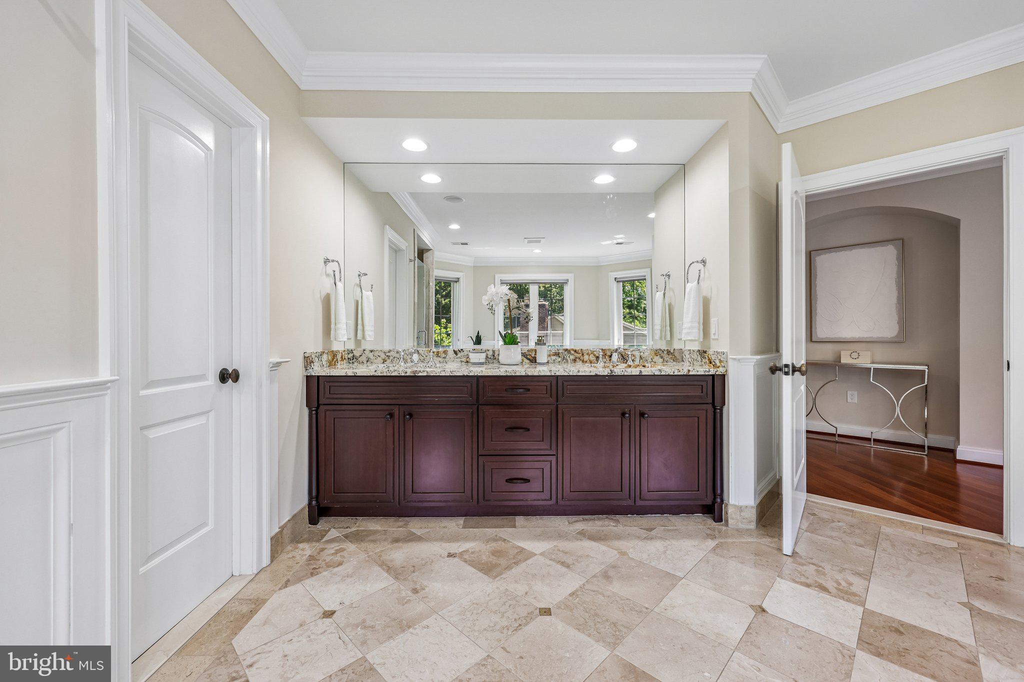HAMEL HILL - Residential