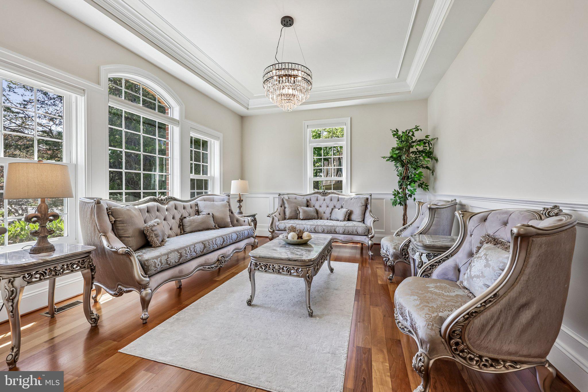 HAMEL HILL - Residential