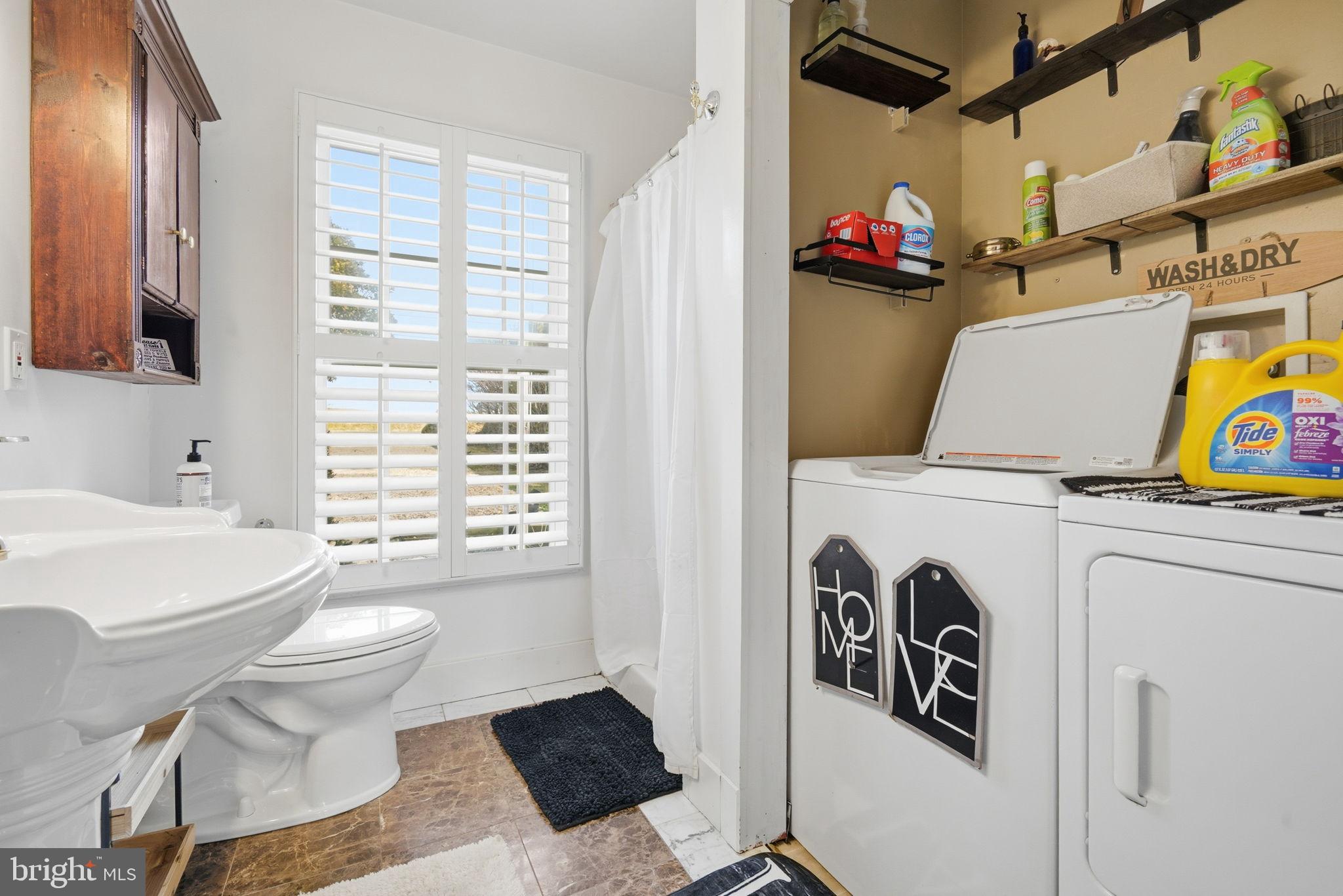 MILLINGTON - Residential