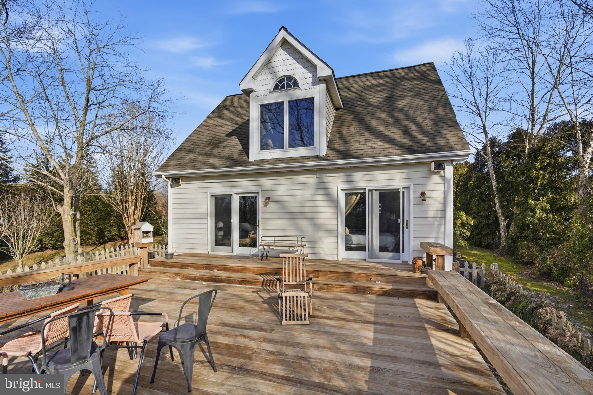 MILLINGTON - Residential