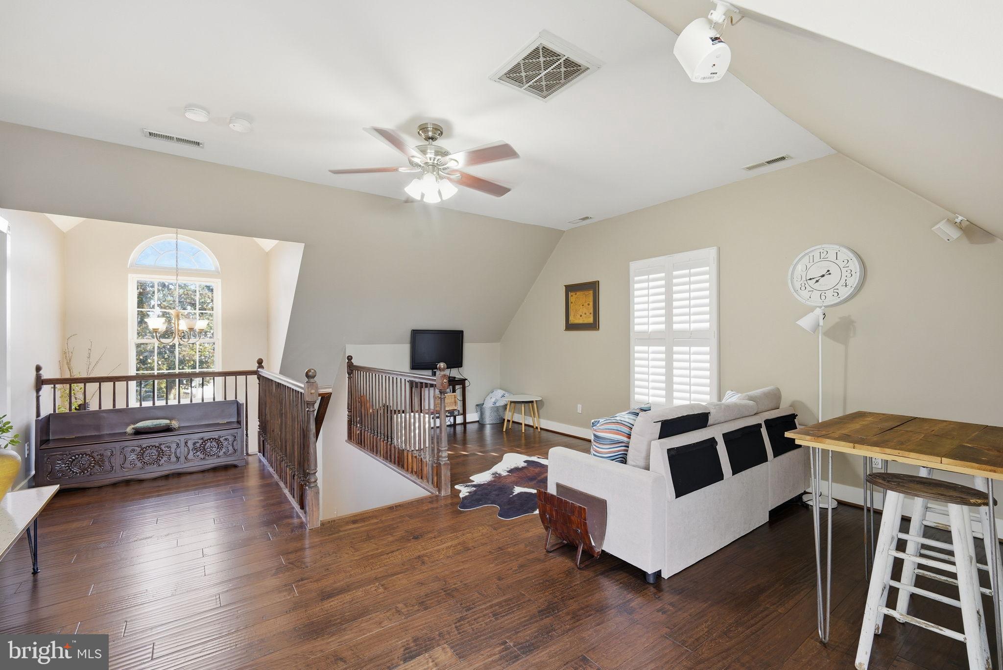 MILLINGTON - Residential