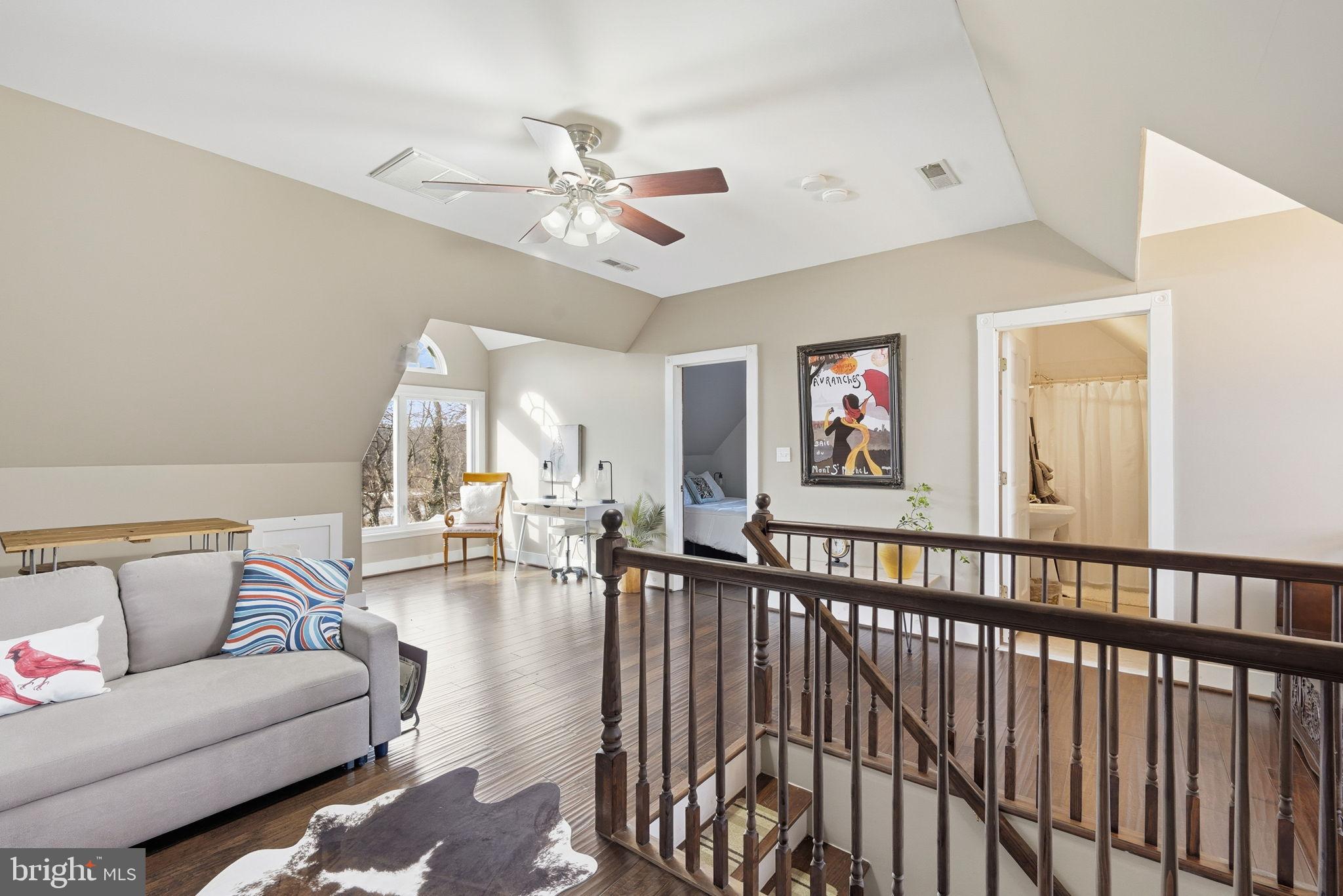 MILLINGTON - Residential