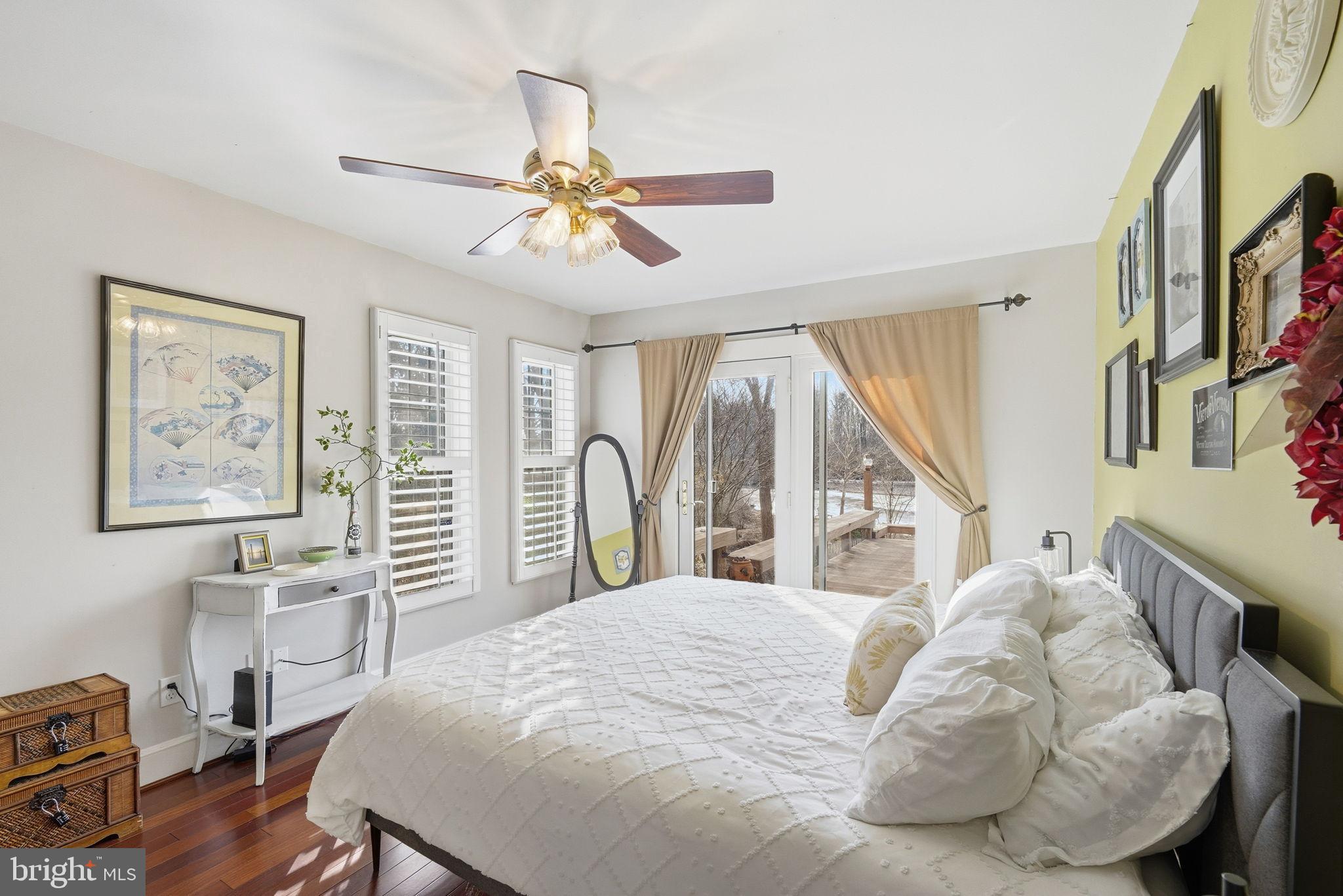 MILLINGTON - Residential