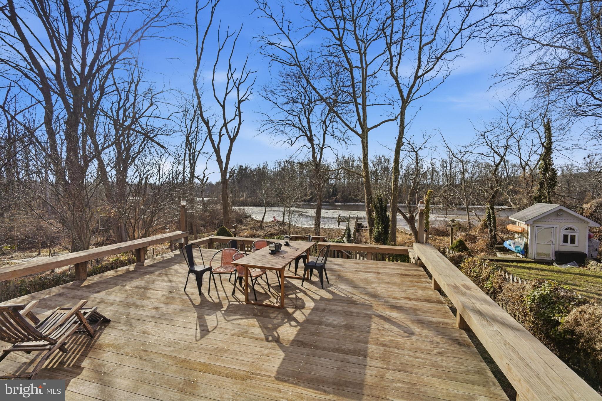 MILLINGTON - Residential