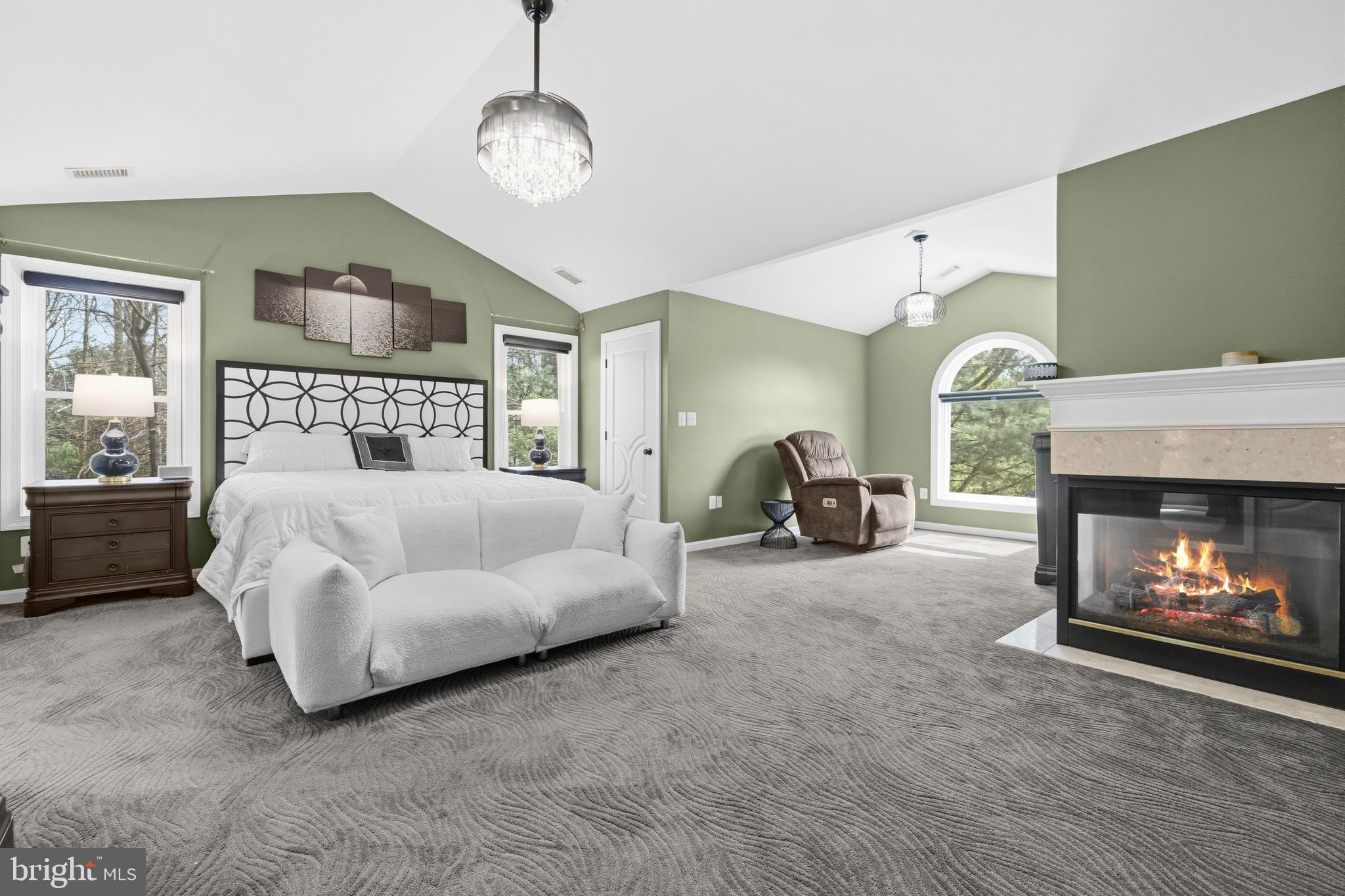 RIDGEGATE WOODS - Residential