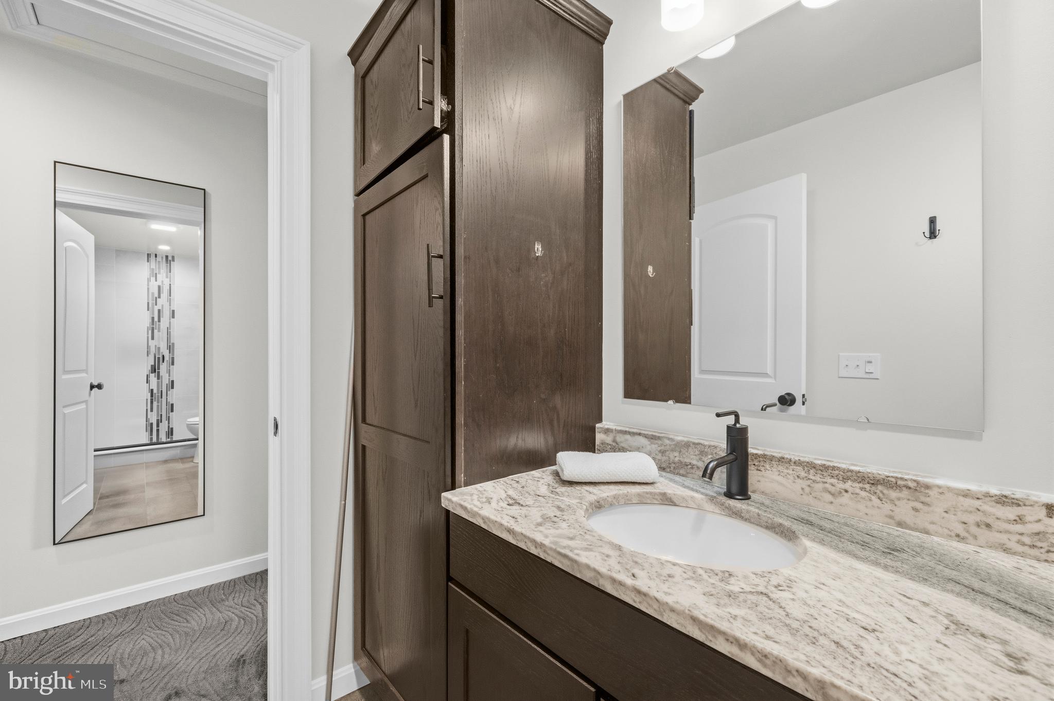 RIDGEGATE WOODS - Residential